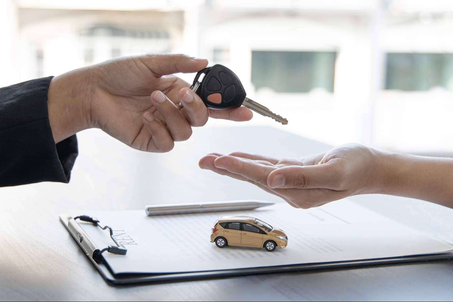 Servicios de compraventa de coches en Murcia con Radikal World