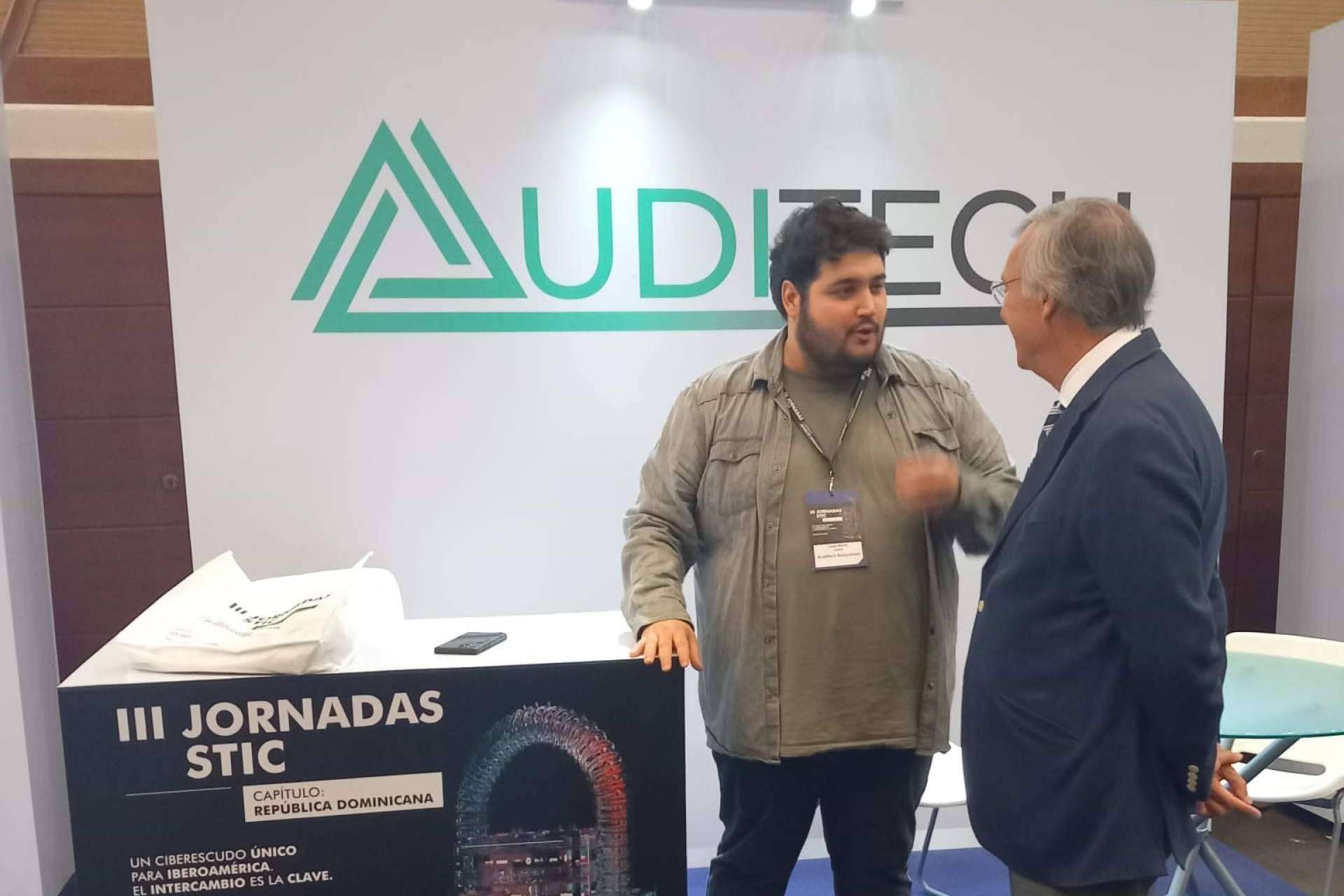 Los servicios de ciberseguridad que ofrece Josué López, el CEO de Auditech y Block-Auth