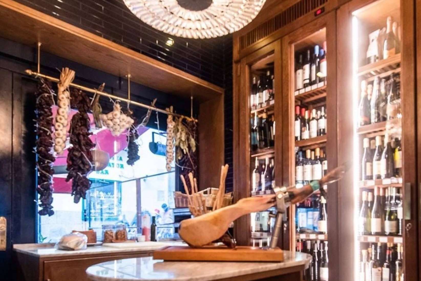 Taztú lleva a cabo reformas en restaurantes, entre otros espacios del sector de la hostelería