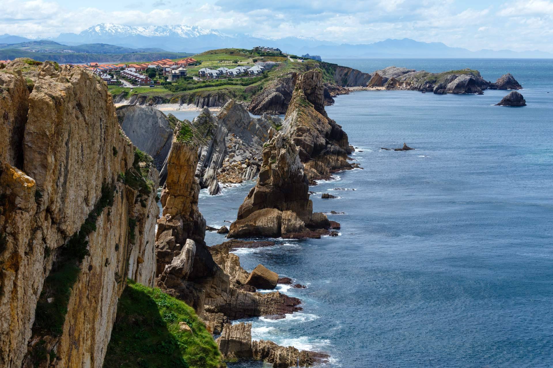 Un alojamiento para disfrutar de la costa cantábrica, Hotel El Refugio