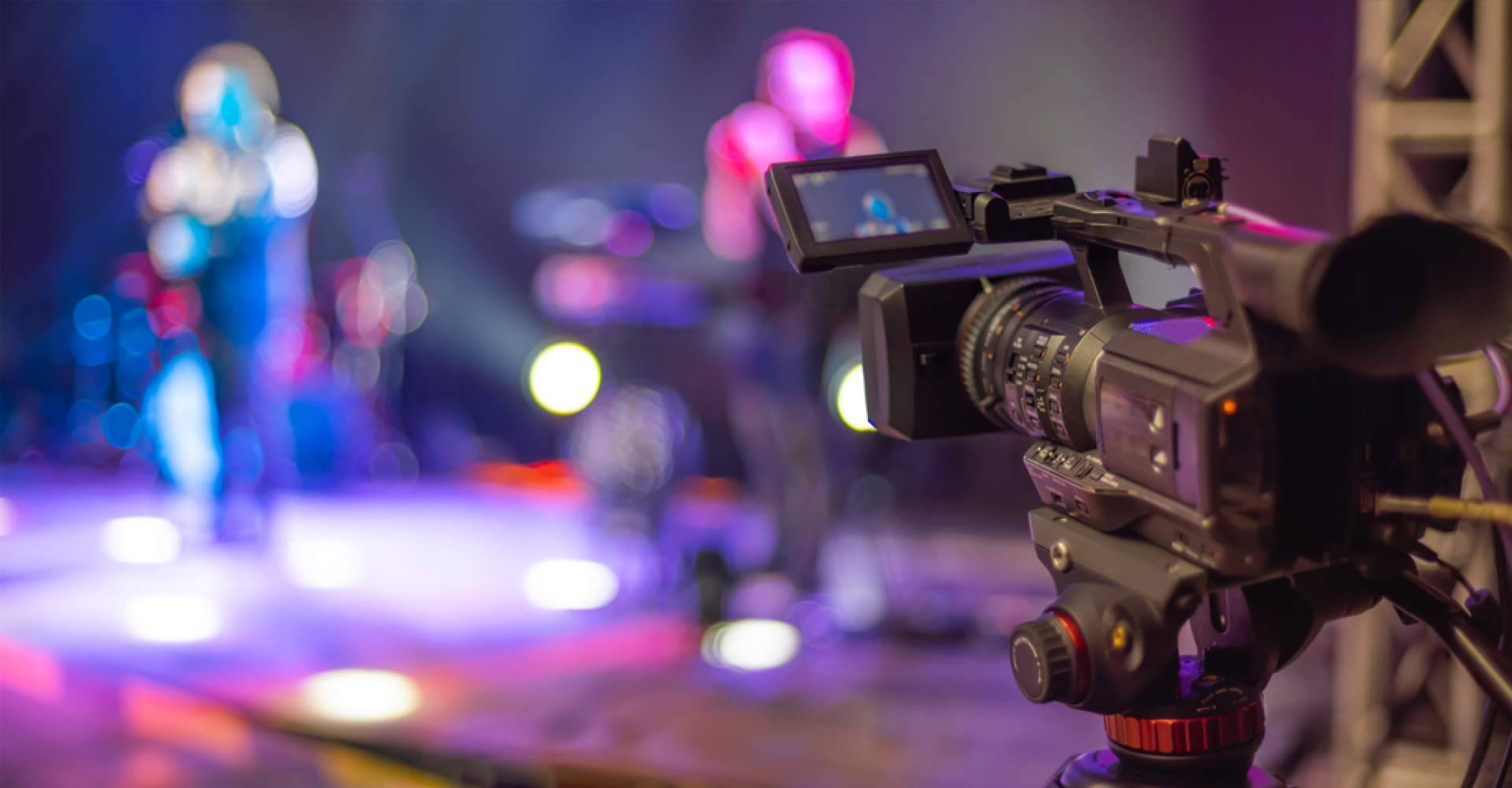 Cómo integrar la tecnología en eventos en vivo para crear experiencias únicas, con Asombro Extremo