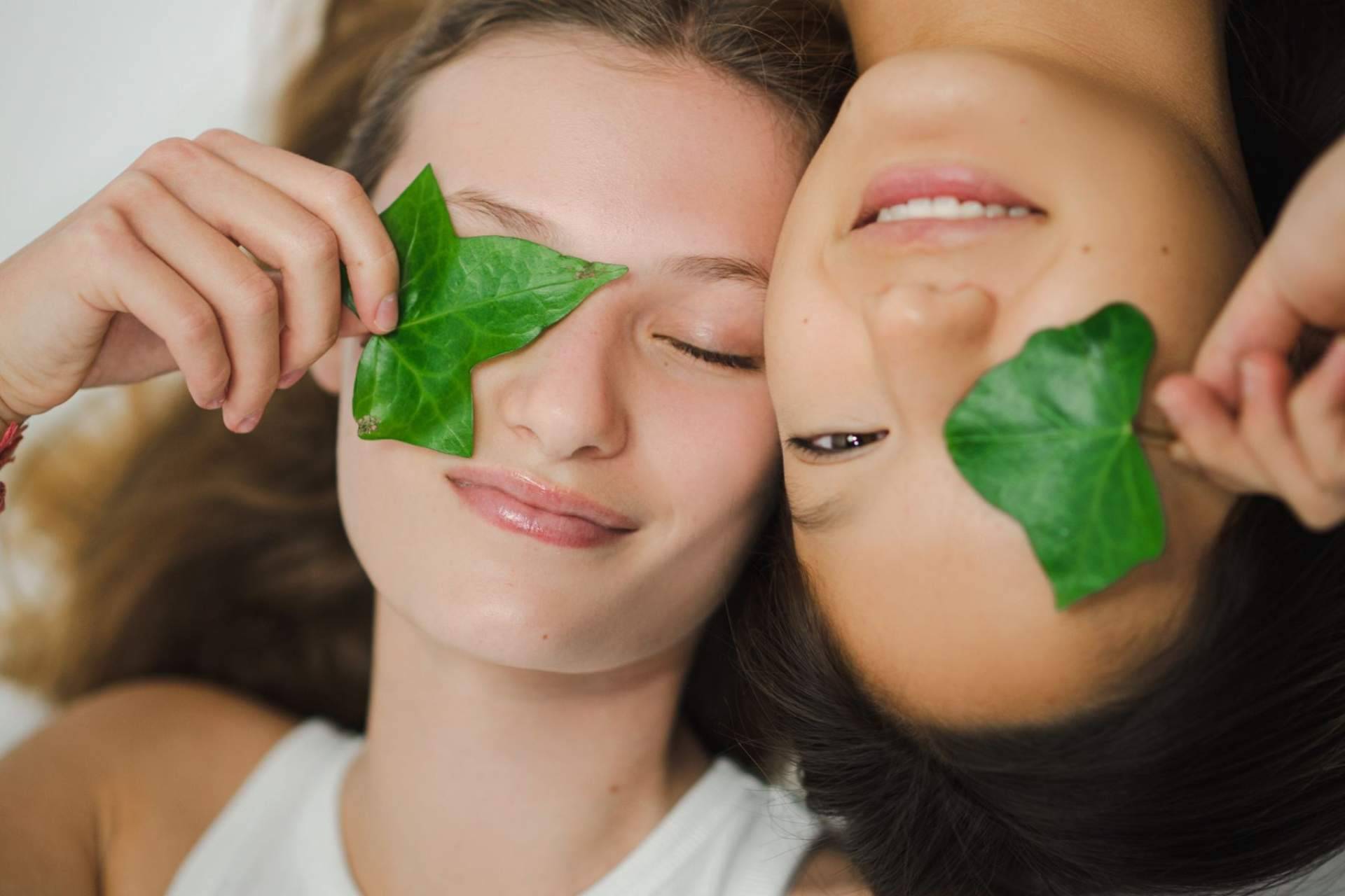 ¿Cuáles son los beneficios del Acnhelp day serum?, un tratamiento natural contra el acné