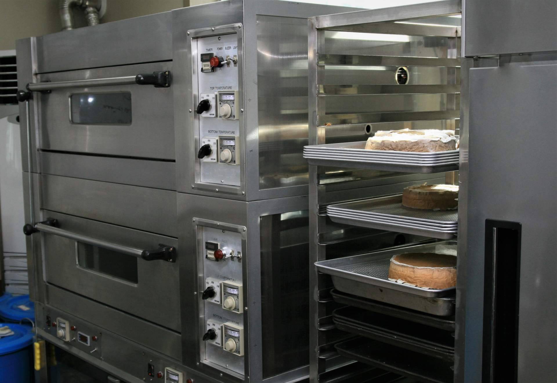Equipar una cocina profesional con un horno industrial, ¿por qué es importante?