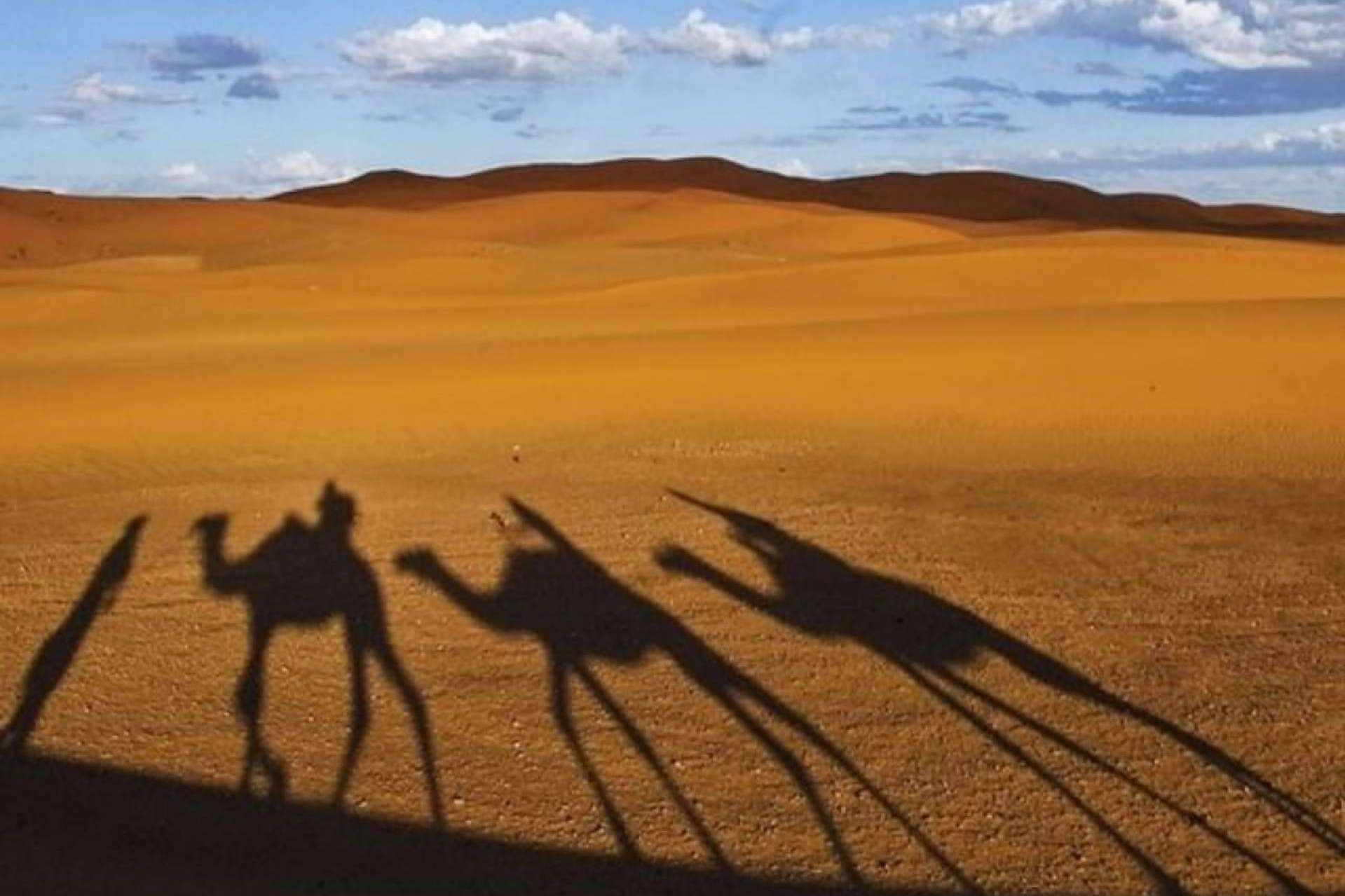 La oportunidad de meditar en el desierto de Merzouga, de la mano de eeMindful