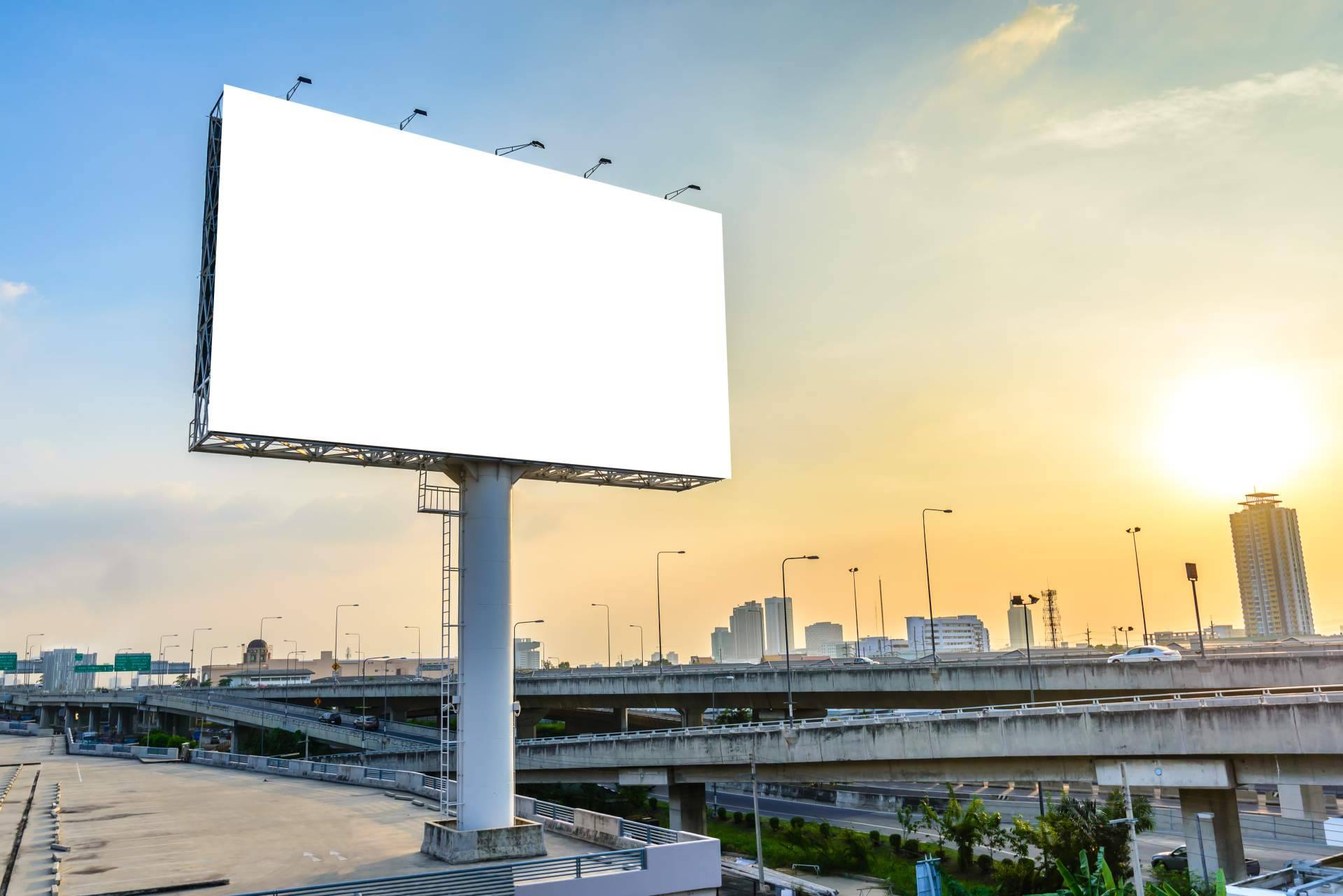 Beneficios de anunciarse en soportes publicitarios de exterior