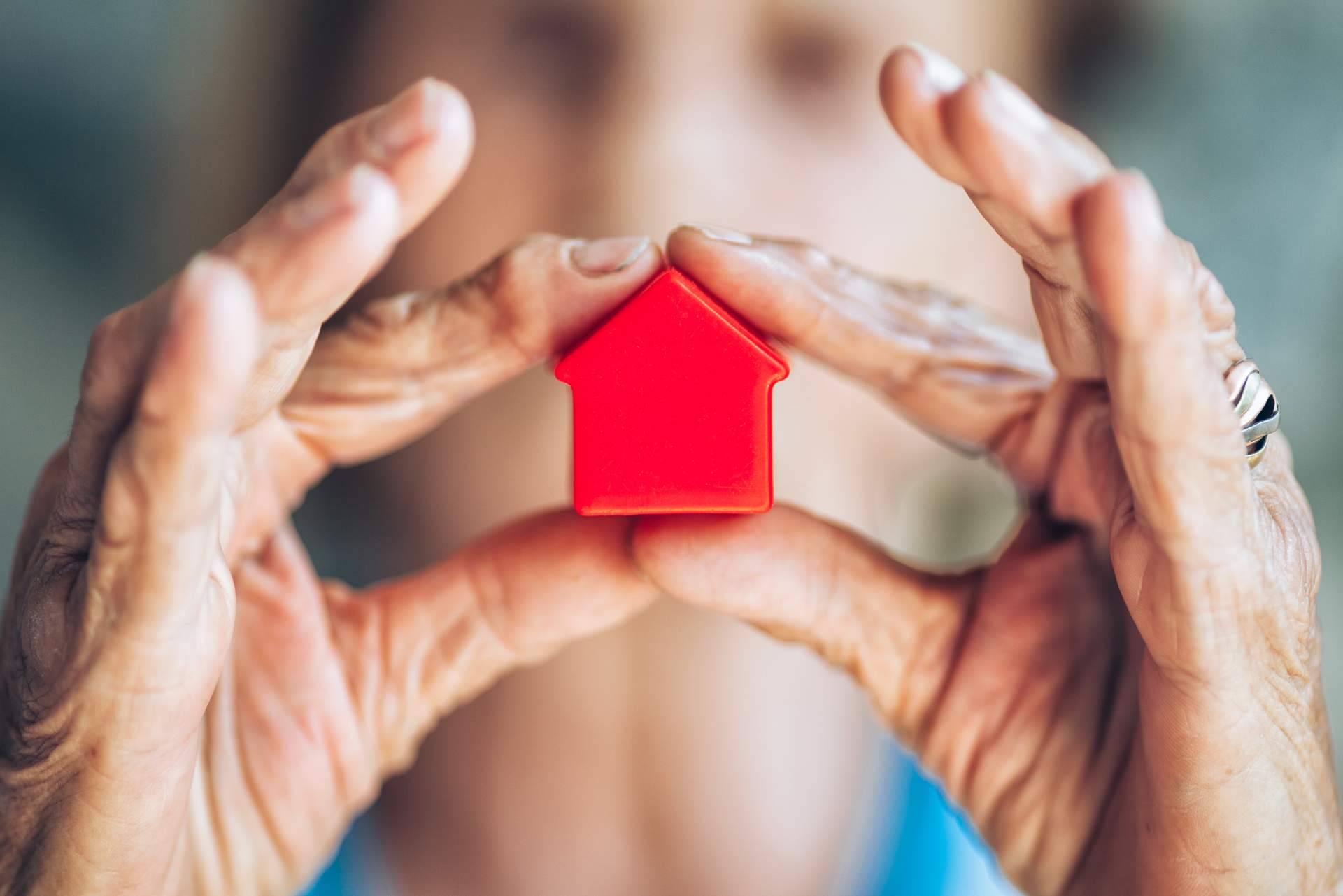 Todo acerca de la venta de un piso heredado, con Inmocat