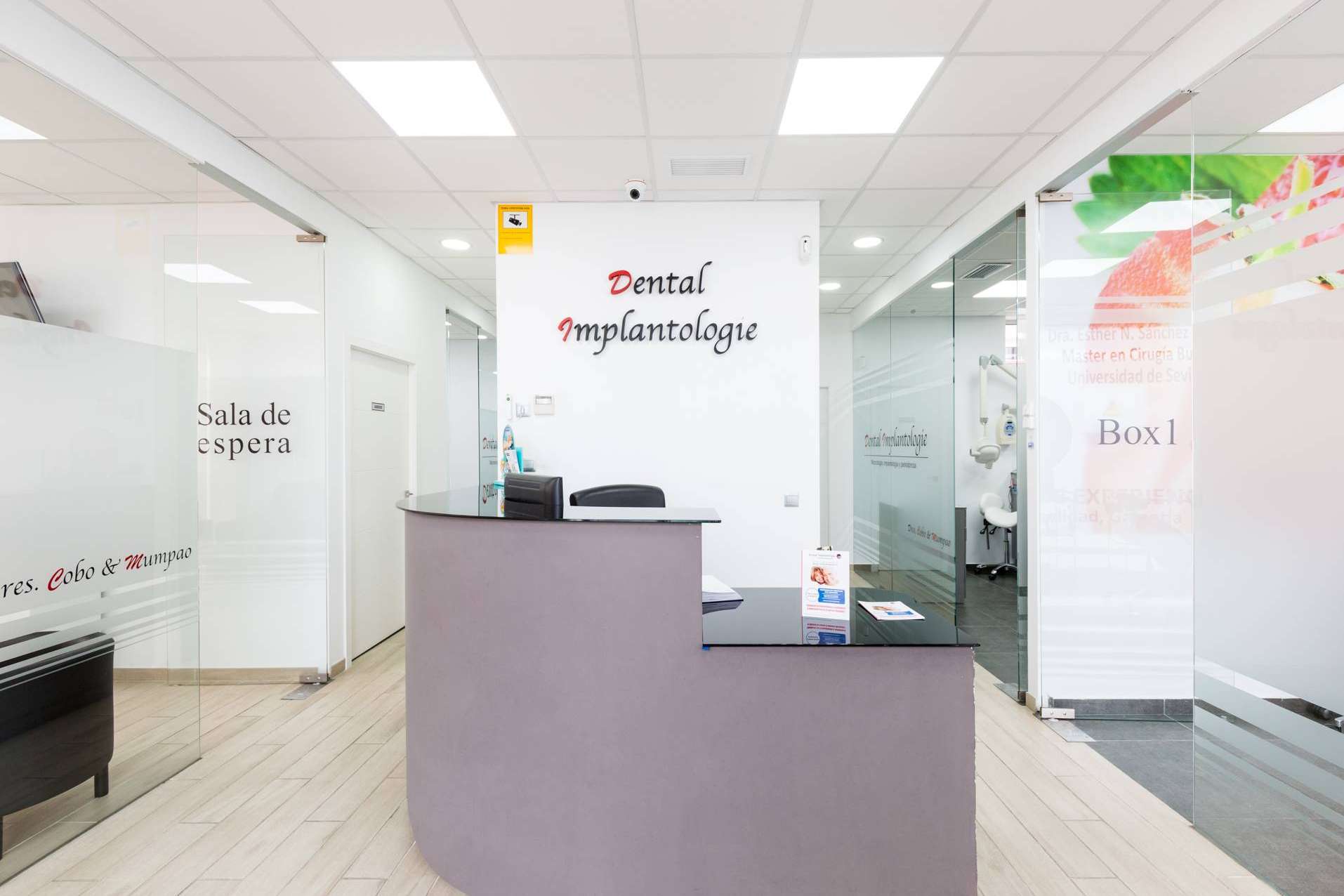 La clínica odontológica Dental Implantologie atiende urgencias dentales en Sevilla durante las 24 horas del día