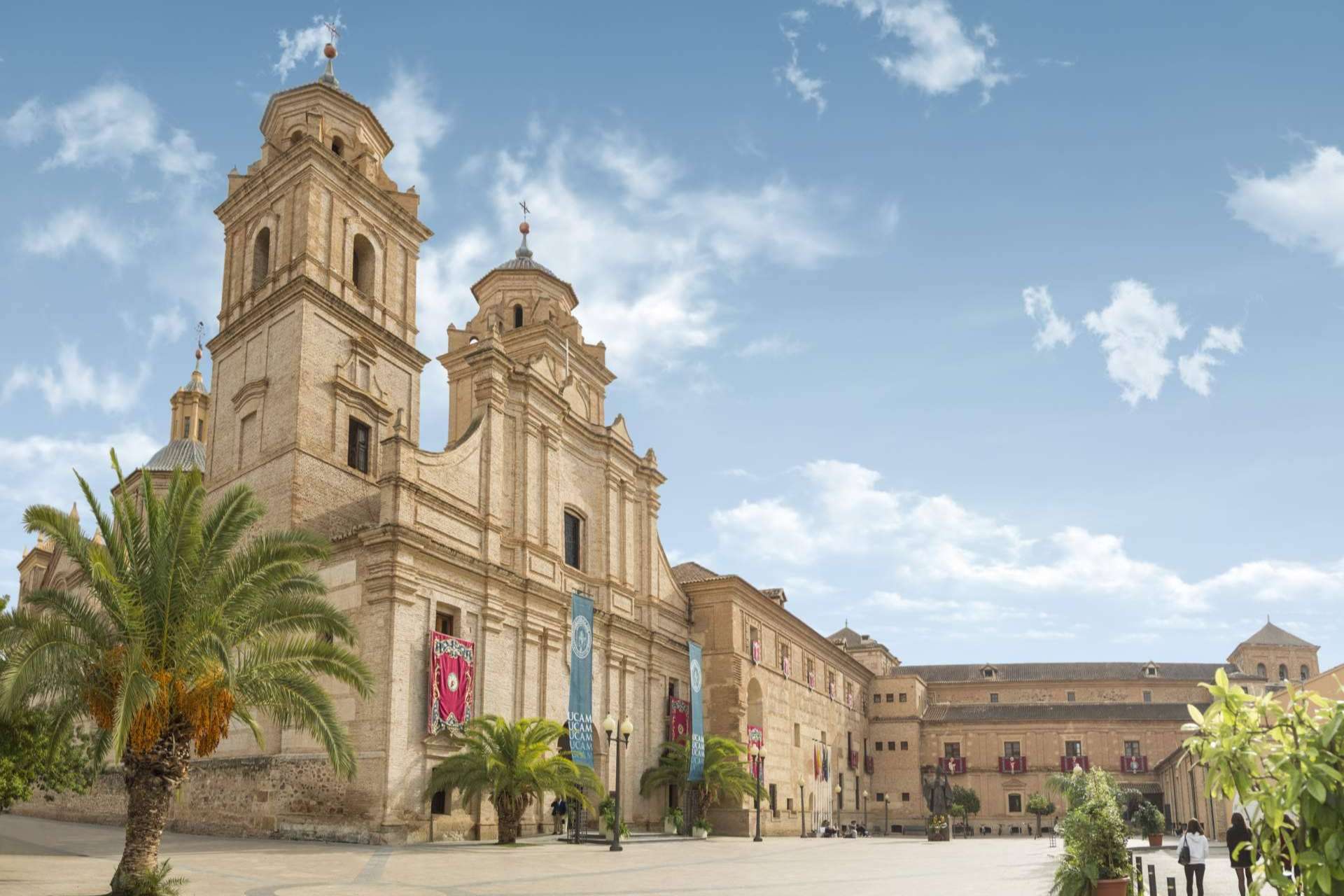 La primera universidad española en crear un Venture Studio es la UCAM