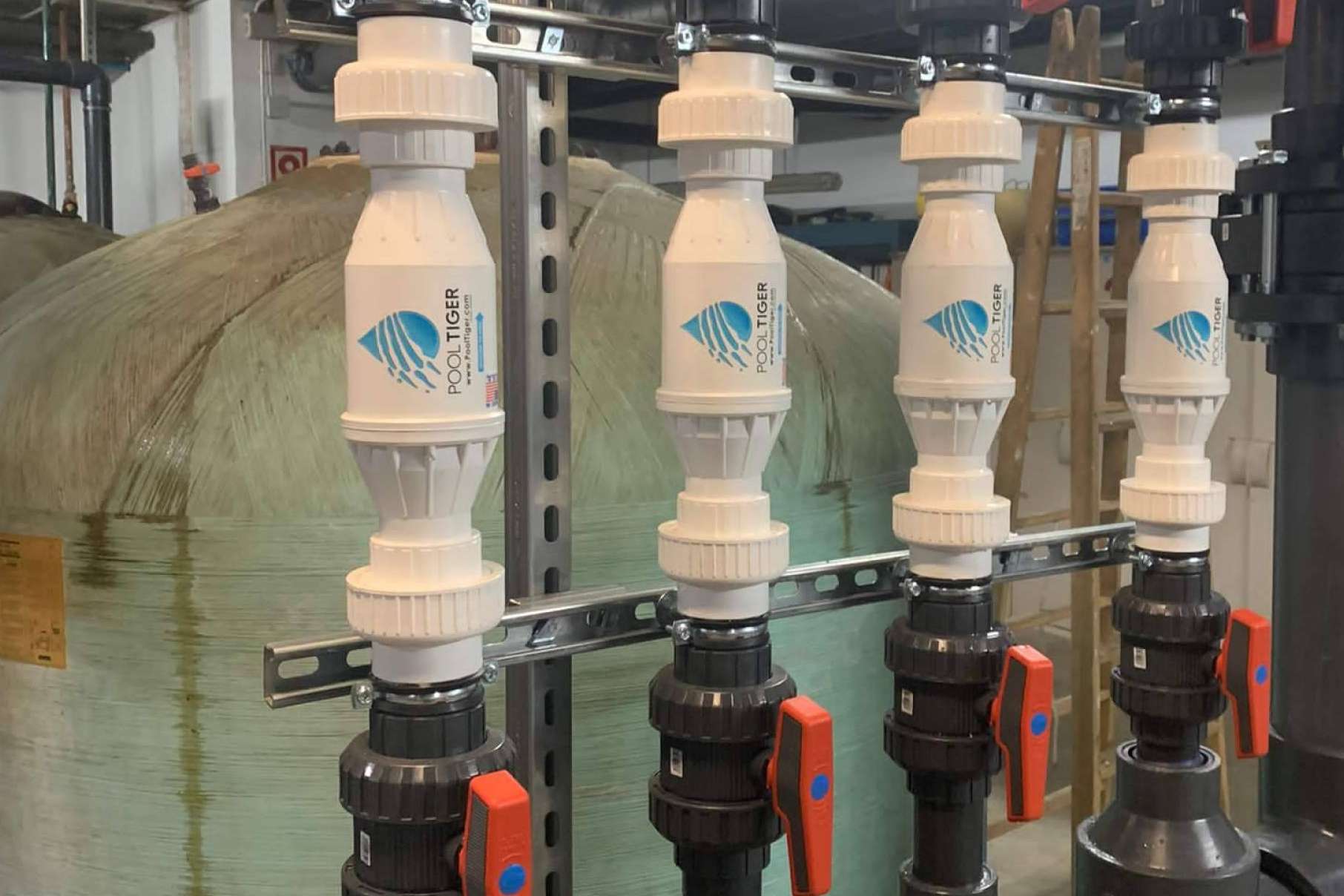 PoolTiger ayuda a conseguir agua pura