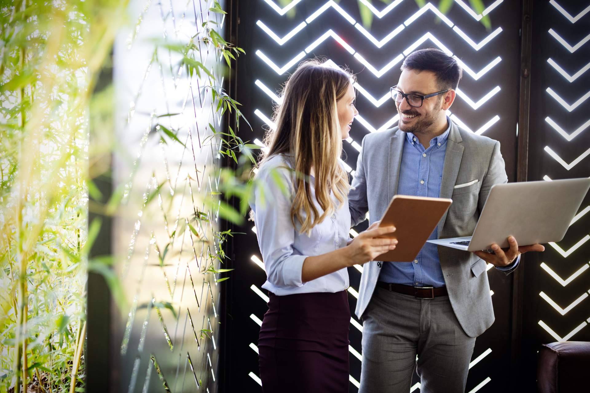 Las motivaciones para empezar un negocio y la ayuda de AEI Business School para hacerlo realidad