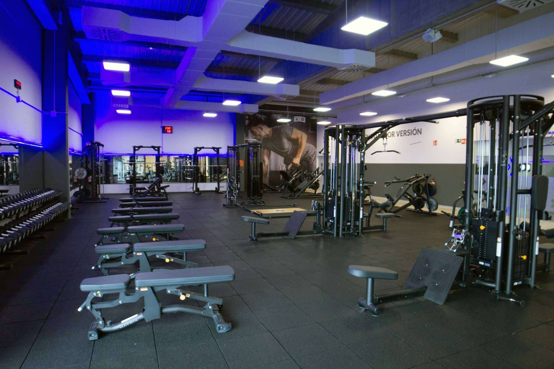 La respuesta para los que se preguntan '¿dónde encontrar un gym cerca de mí?' es VivaGym