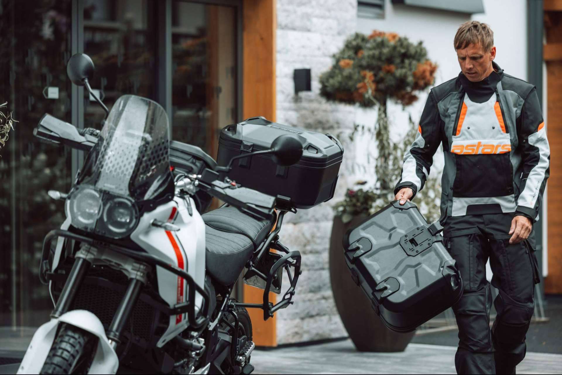 Equipar la moto con las novedades de SW-MOTECH
