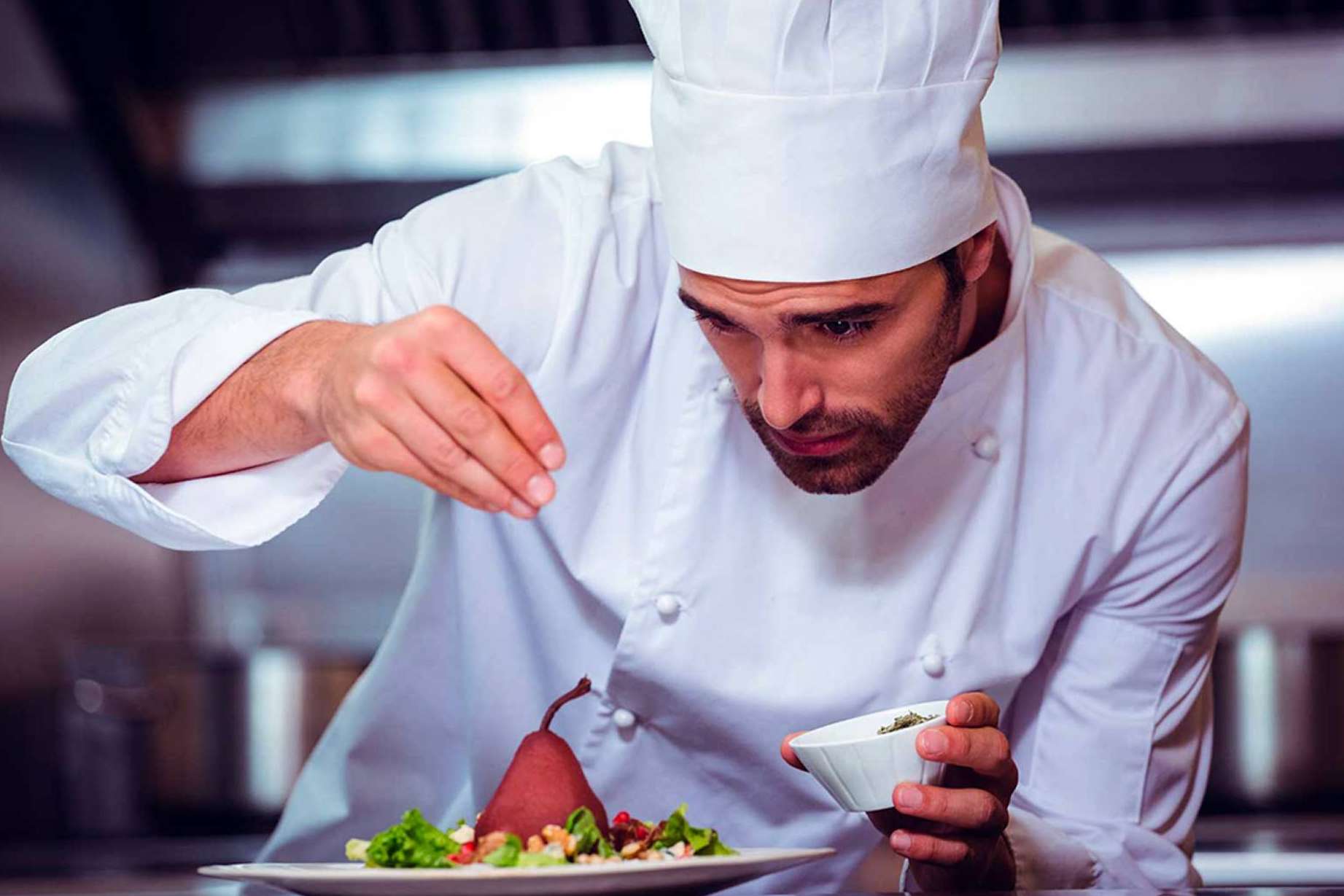'GASTRONOMÍA de la A a la Z', una obra imprescindible para cocineros, estudiantes y aficionados a la cocina