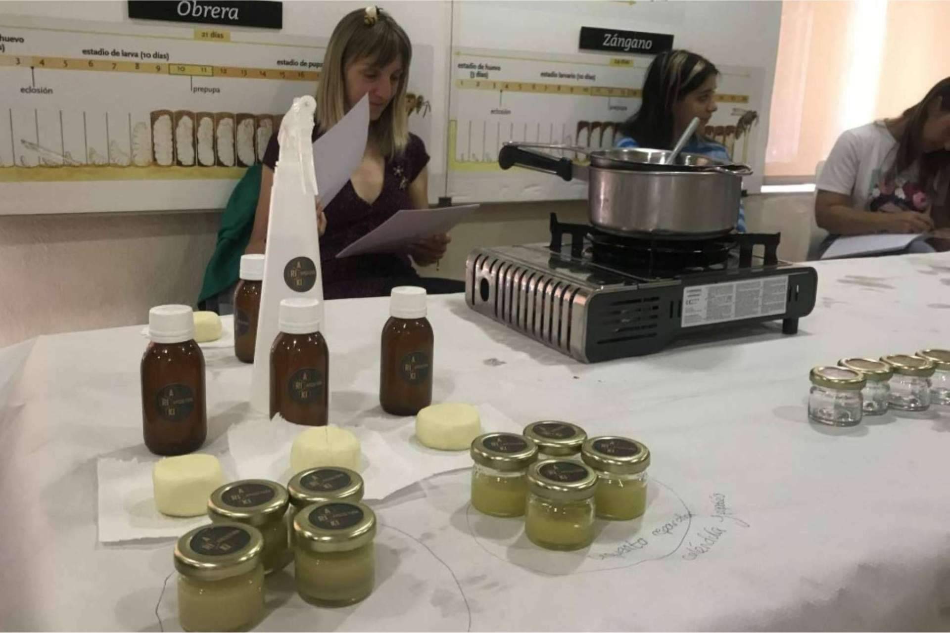 Cursos Apicultura presenta su taller de cosmética apícola