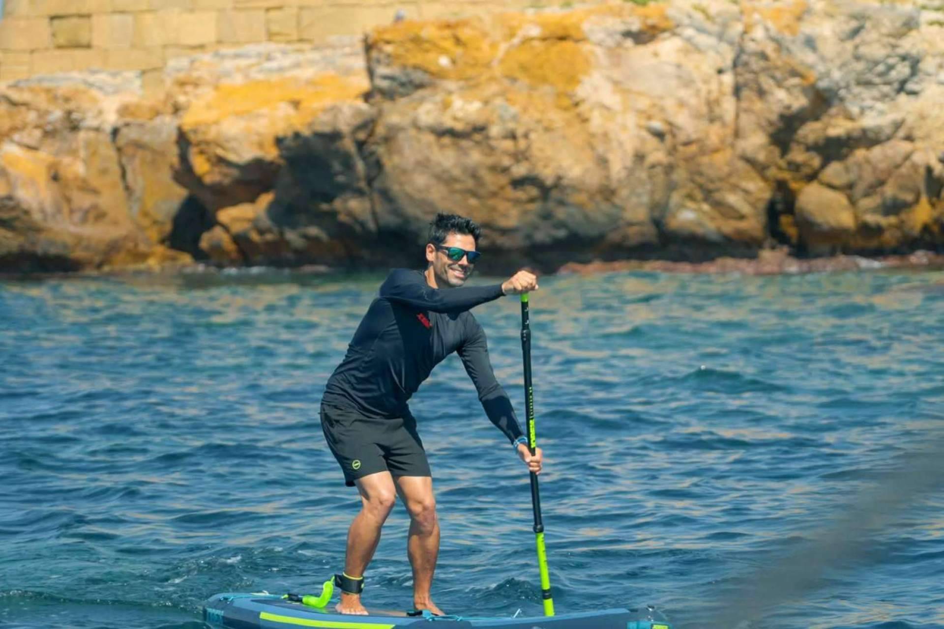 ¿Cuáles son los beneficios del paddle surf en invierno?, por Nauticmar