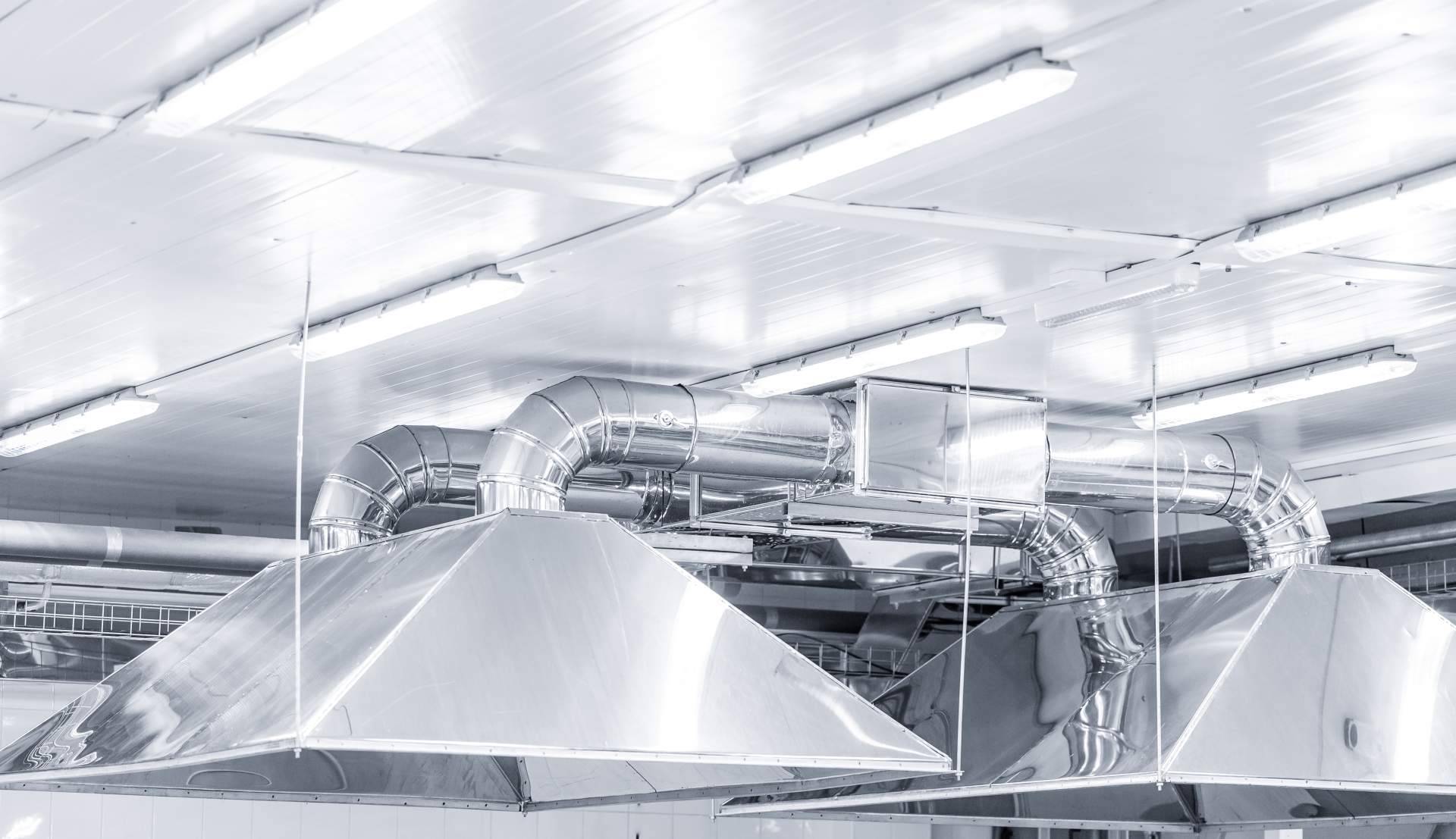 Extractor de aire industrial para calor en industrias, de la mano de la empresa Grupo Industrial