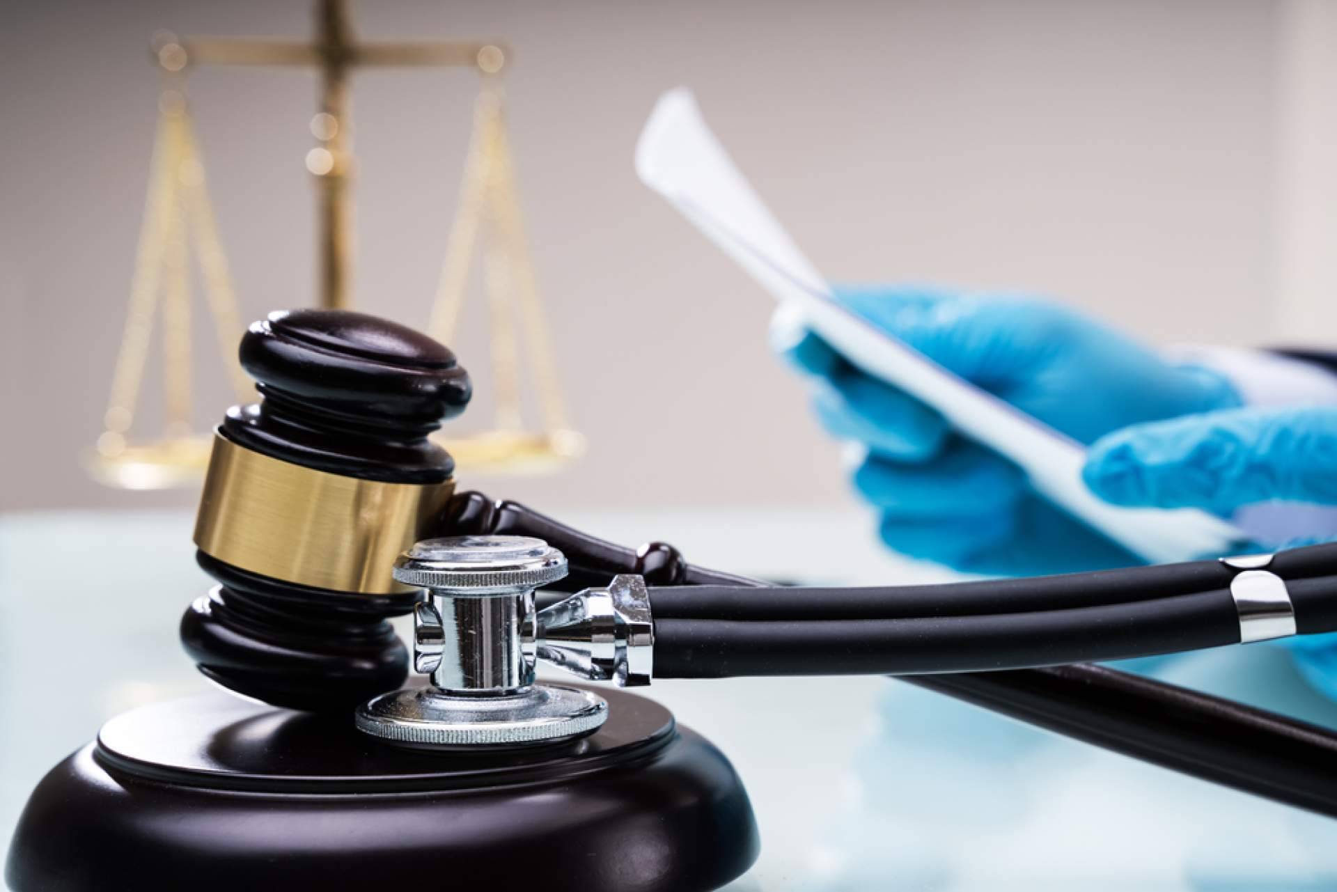 Rafael Martín Bueno es un abogado experto en negligencias médicas