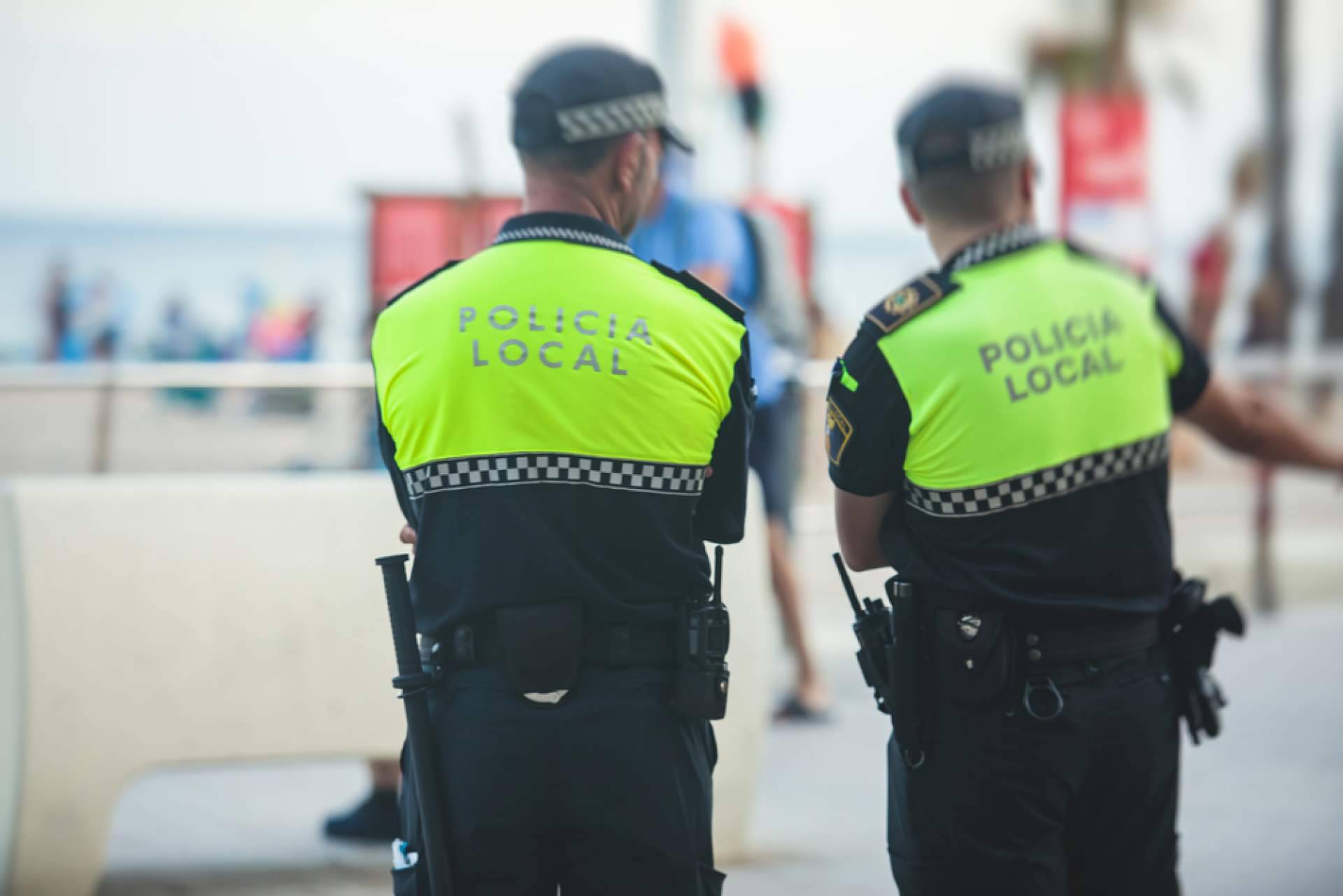 Equipamiento policial en la tienda especializada Tienda Shoke