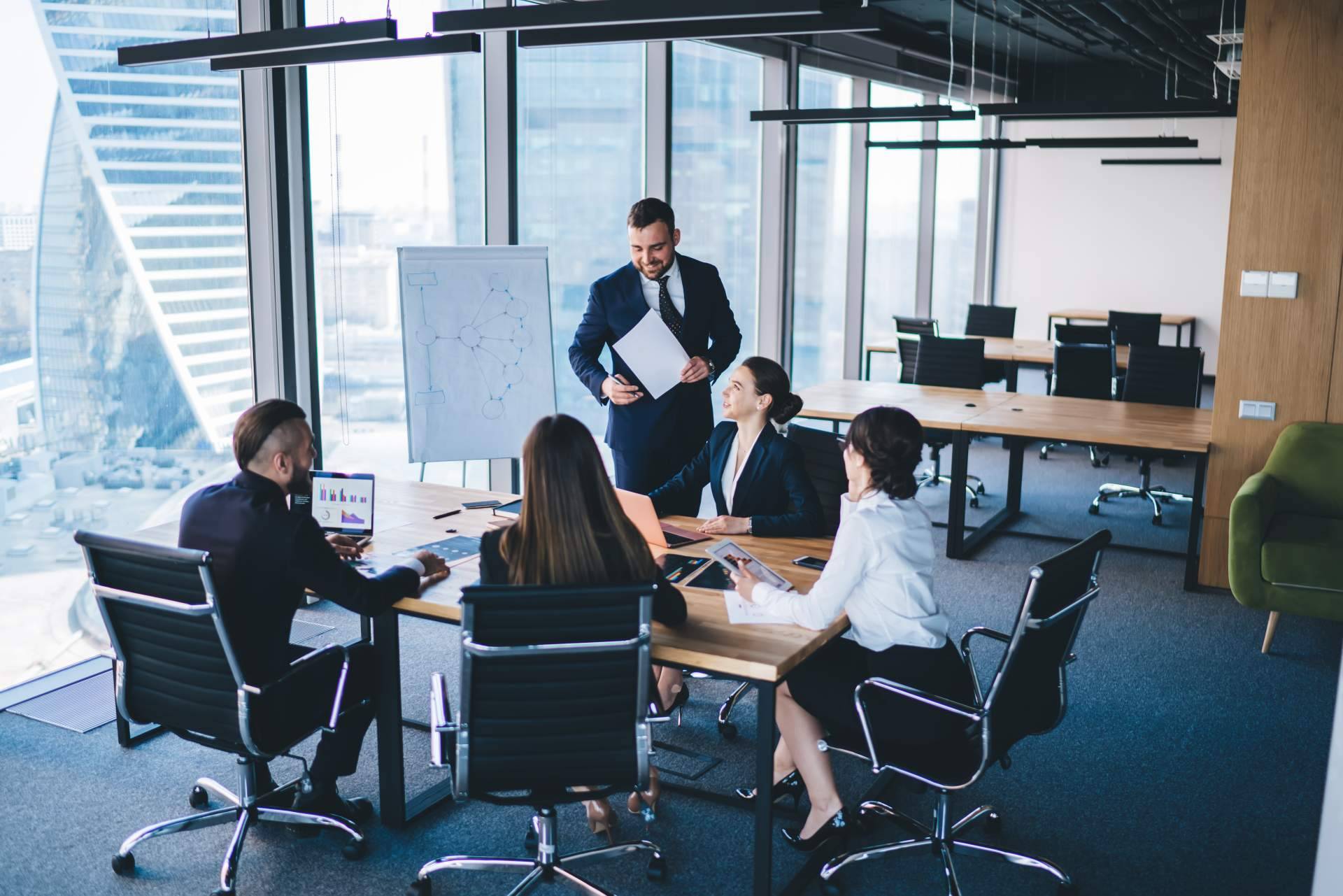 La alternativa para vender de forma legal los servicios sin pagar IVA ni cuotas de autónomos en España con Crea tu Empresa LLC