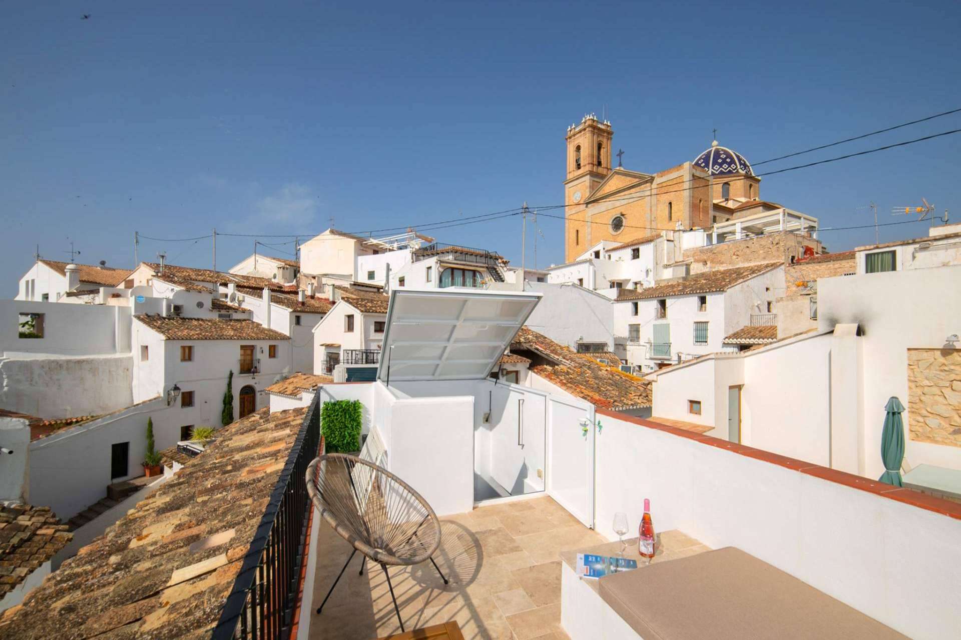 Apartamentos vacacionales en Altea, en la plataforma Redi Altea