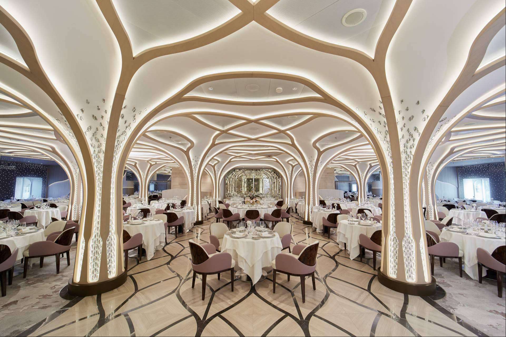 Regent presenta el Seven Seas Grandeur, el sexto barco de la flota más lujosa del mundo