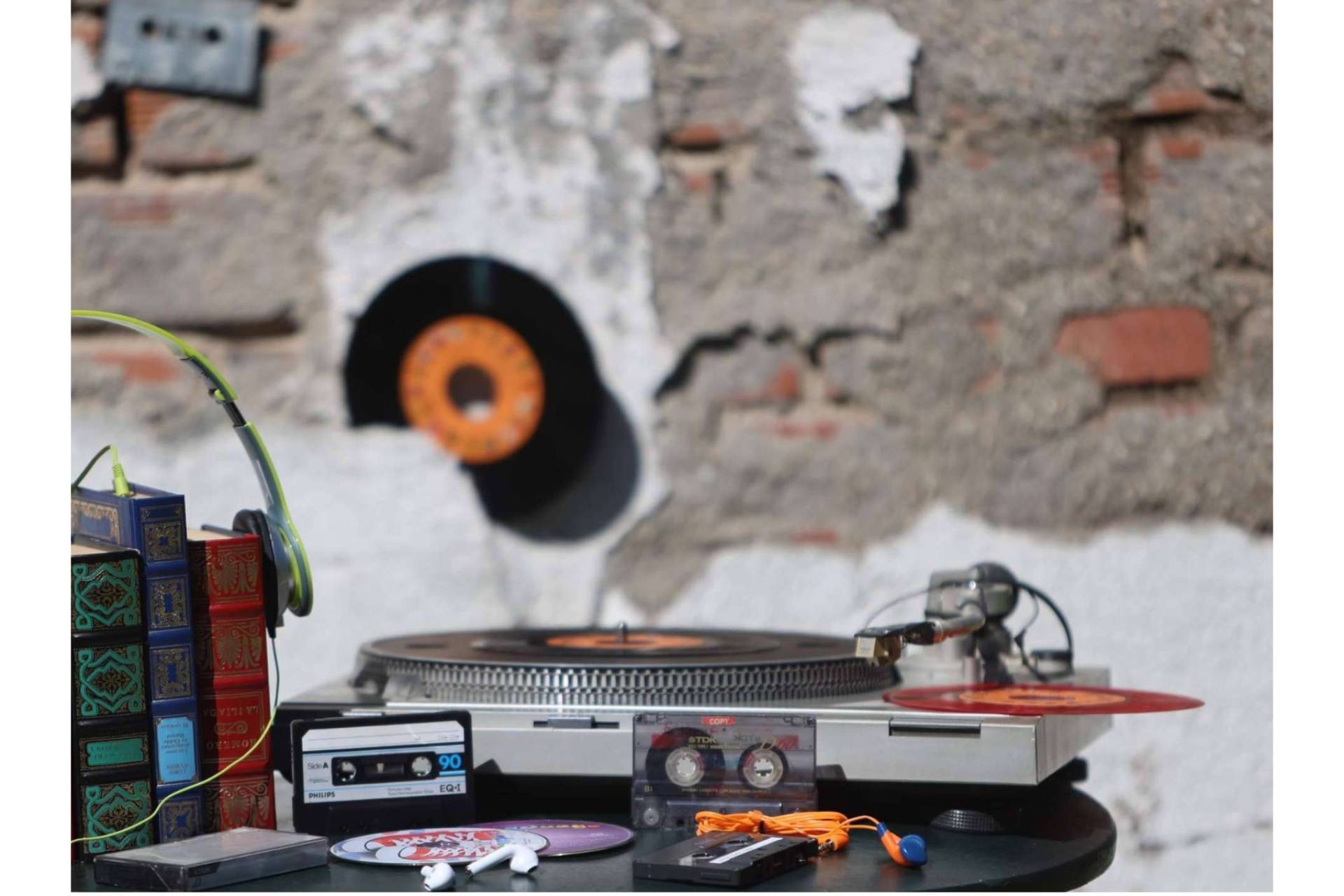 Audiolibros para escritores con Aitutaki, una empresa de referencia en España