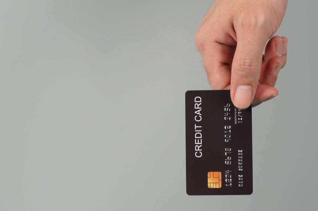 El funcionamiento de la emisión instantánea de tarjetas de crédito con AK Digital