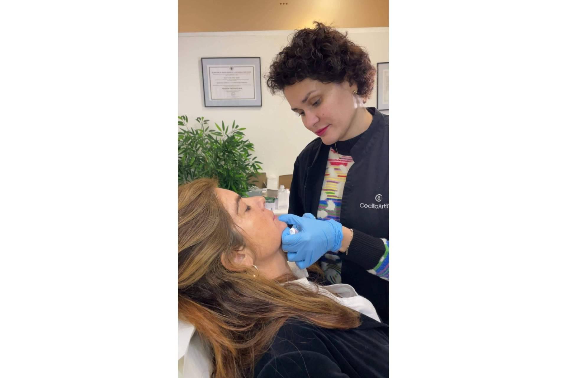 Tratamientos de medicina estética solicitados en navidades, según la Dra. Cecilia Arthur