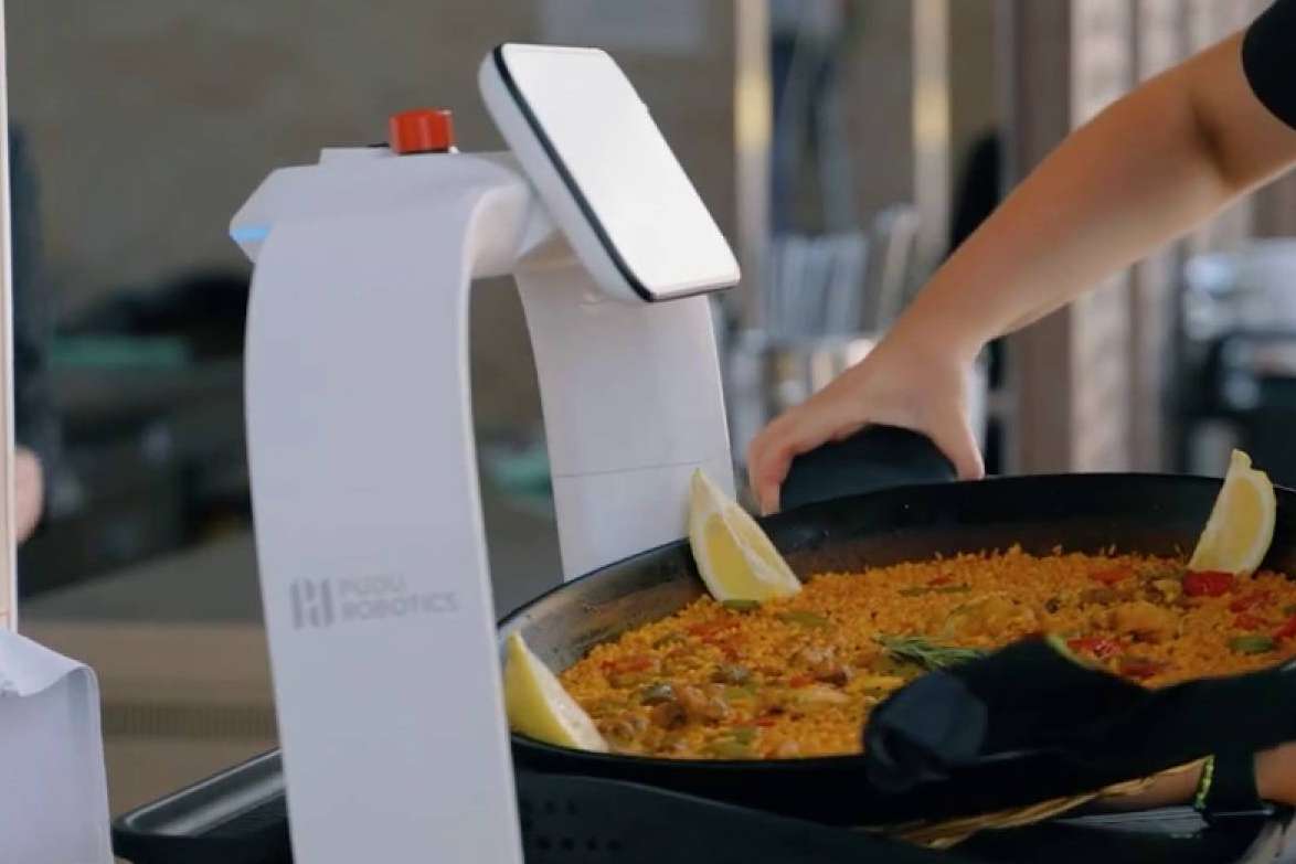 Un nuevo robot de reparto para diferentes sectores, PuduBot 2, con Telsystem