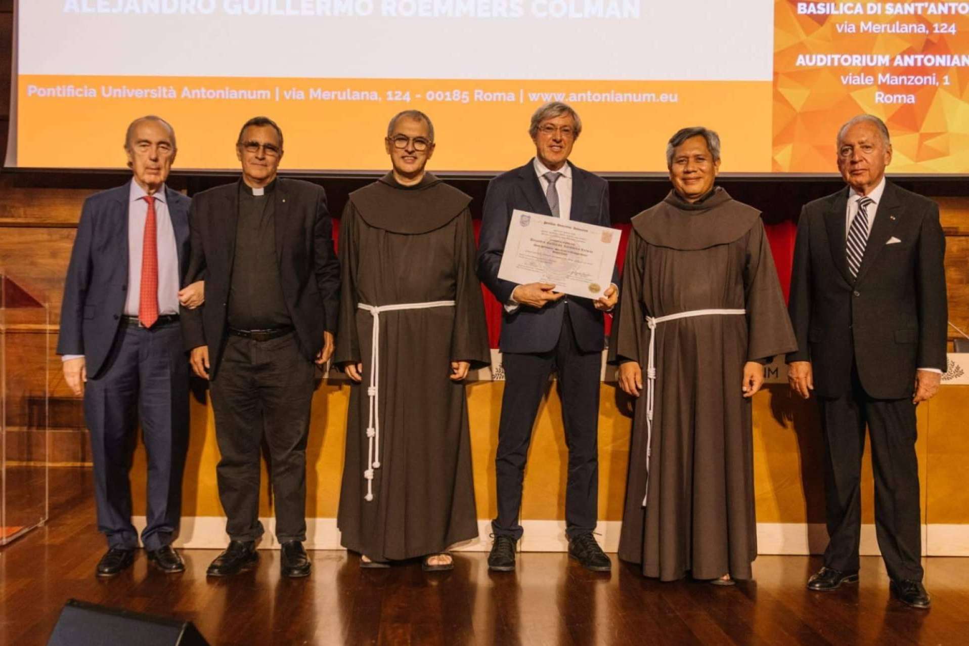 Alejandro G. Roemmers, galardonado con el Premio San Francesco