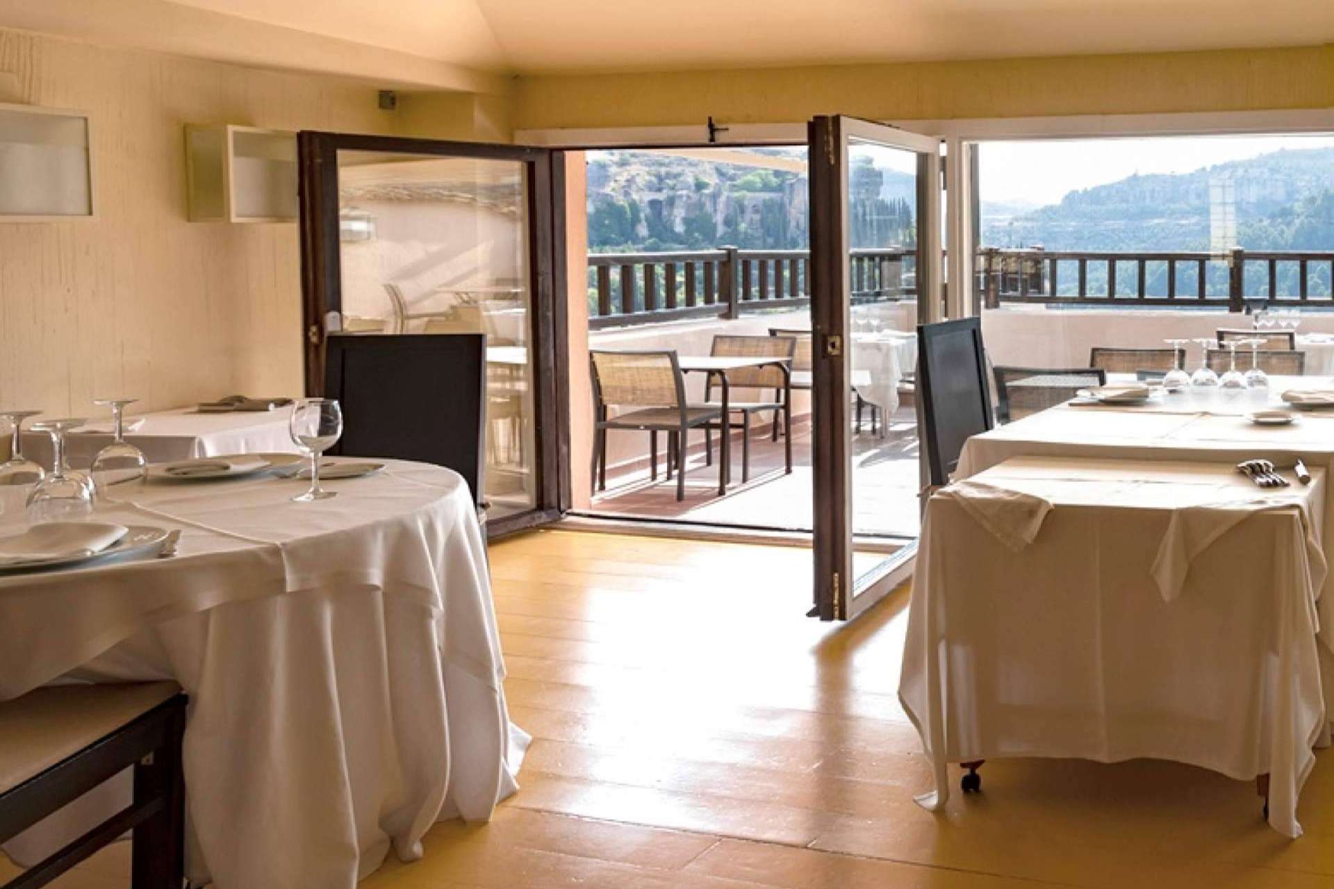 Realizar comidas para eventos y celebraciones en Cuenca