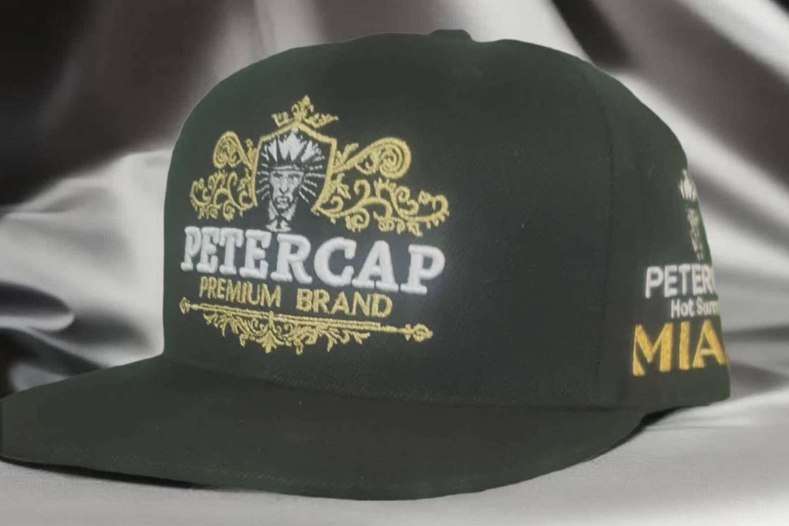 PETERCAP se convierte en una de las principales referencias en el diseño y distribución de gorras de lujo