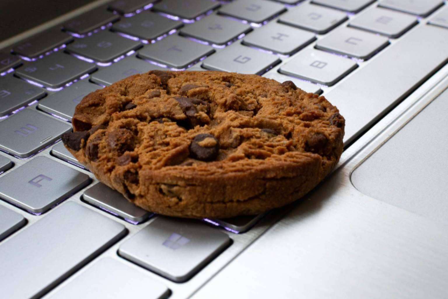 Multas inminentes a partir del 11 de enero de 2024 por no cumplir la Guía de Cookies de la AEPD ¡Alerta de Cookies!