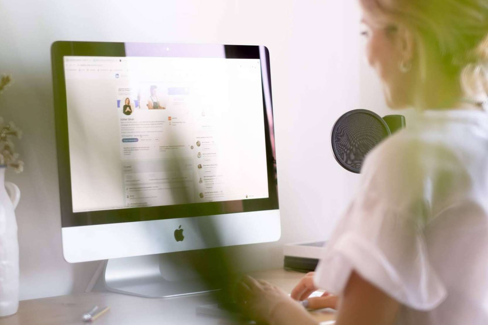 La joven emprendedora que ayuda a freelance y pequeñas empresas a vender más gracias a LinkedIn