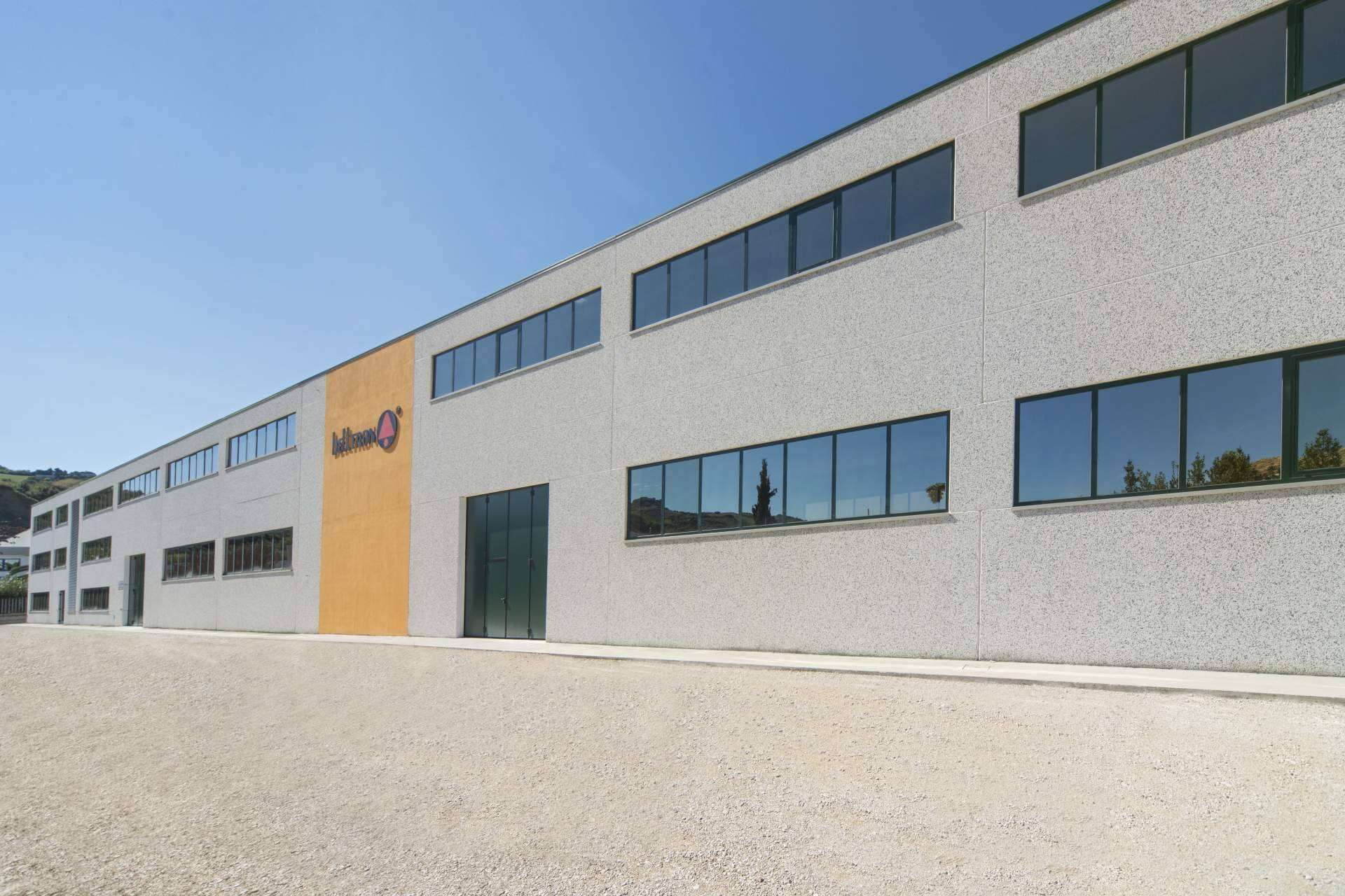 Desde el 1982, Belltron se dedica a la comercialización de productos electrónicos para iglesias