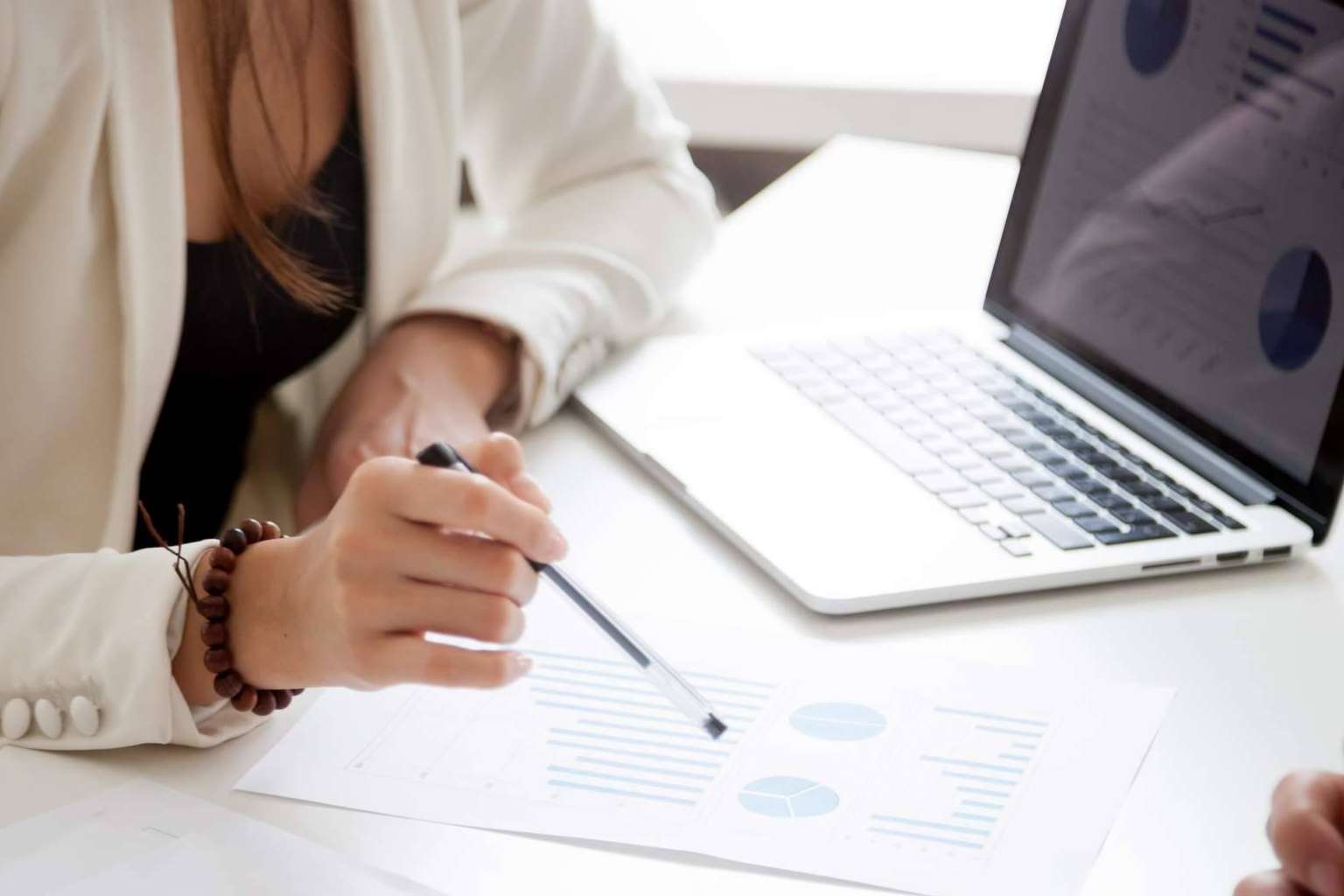 Cómo funciona una consultoría empresarial