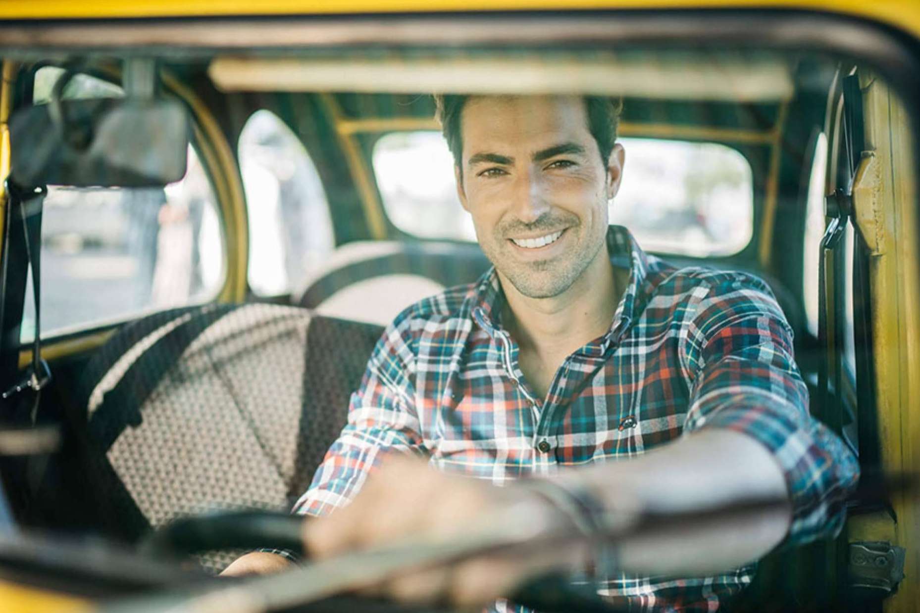 Los diseños de camisas slim fit que brinda The Surfcar para esta temporada