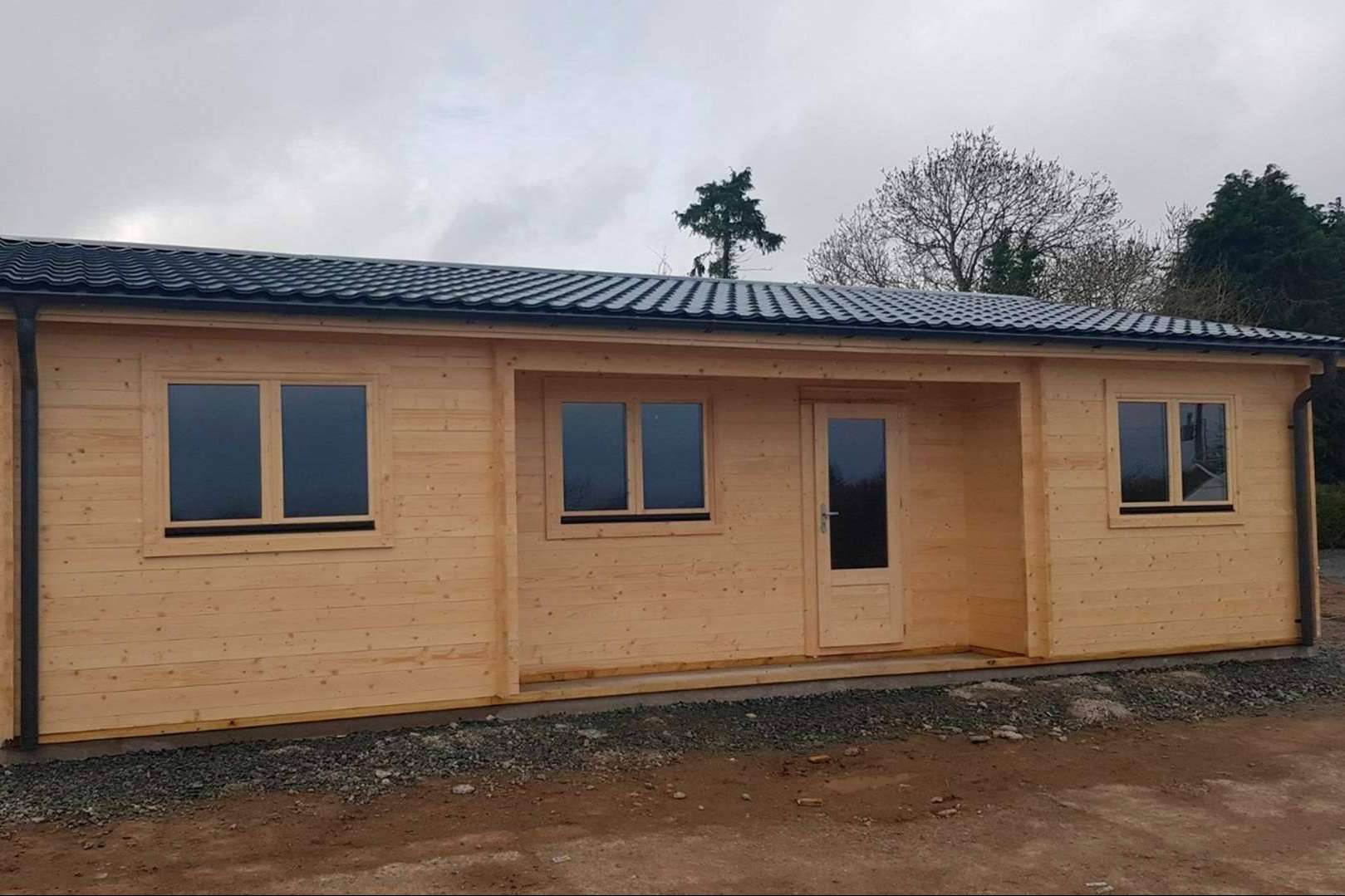 Casas de Madera Bálticas garantiza la calidad de la madera en la fabricación de casas para cualquier tipo de terreno