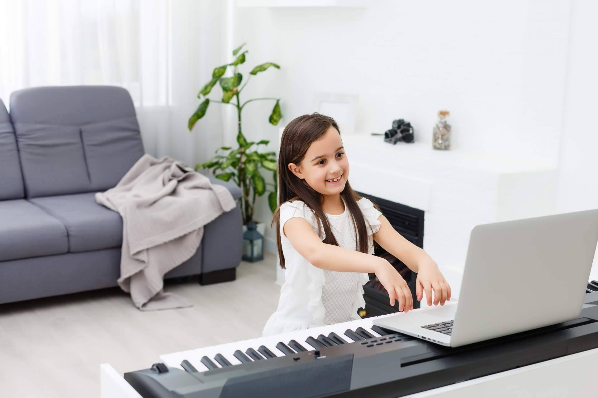 Escuela de Música La Clave ofrece programas de formación musical para niños de distintas edades