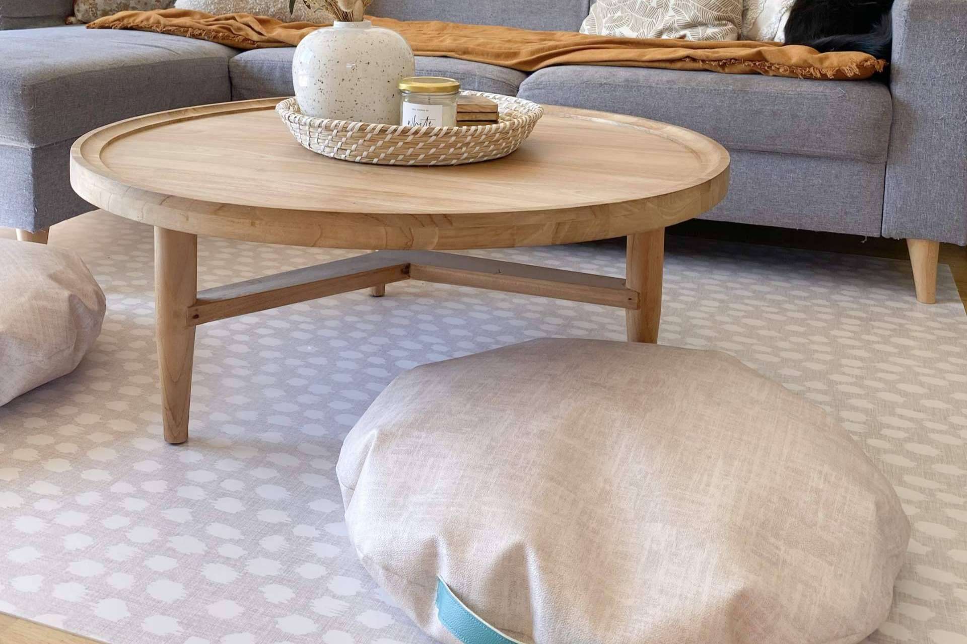 Puff de regalo por la compra de una alfombra vinílica en Sokios, del 24 al 26 de marzo