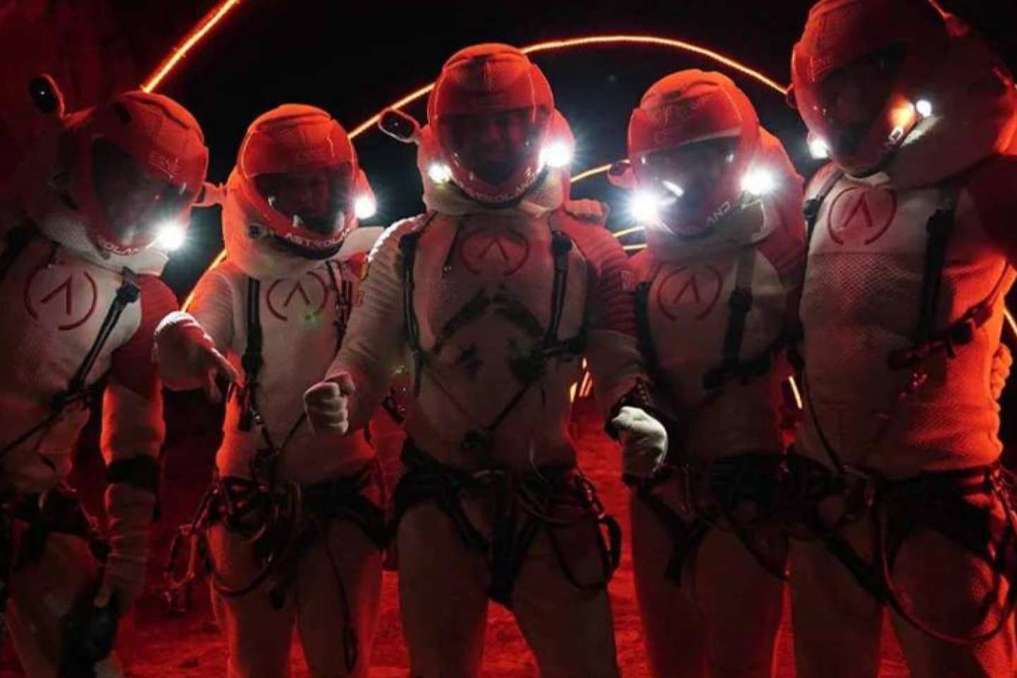 Miguel Ferrero, CEO de NO Name Sport, se prepara para una misión análoga a Marte con Astroland Agency