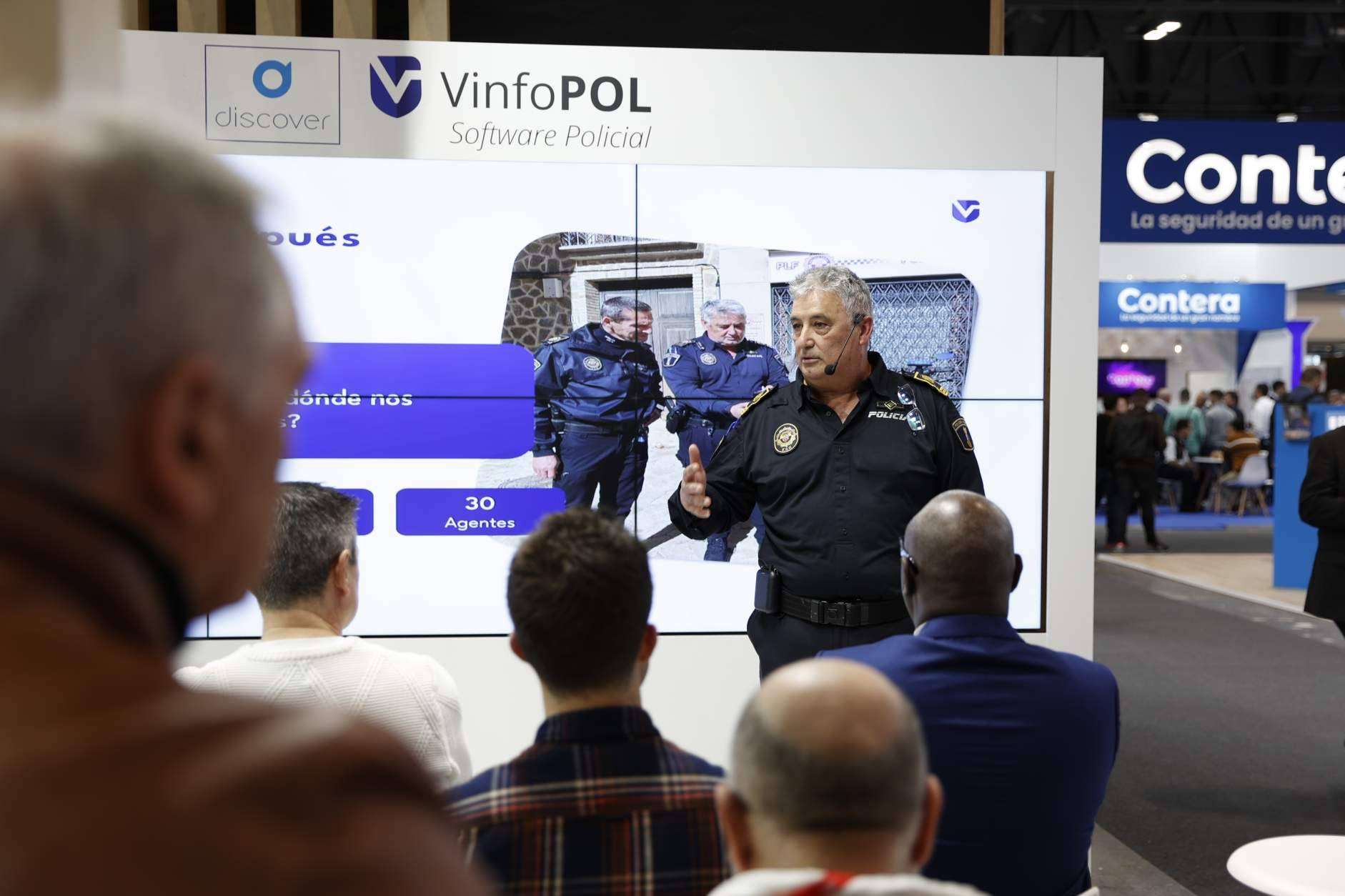 Los software policiales VinfoPOL y Discover rompen récords de asistencia en SICUR 2024
