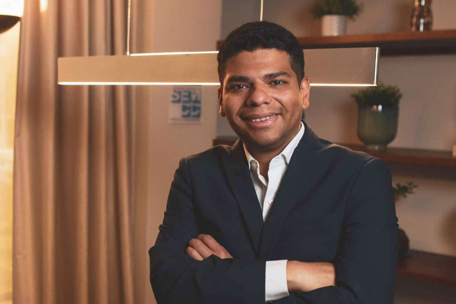 Microcapilar Hair Clinic, con el Doctor Antonio Fernández Brito, experto en microinjerto capilar