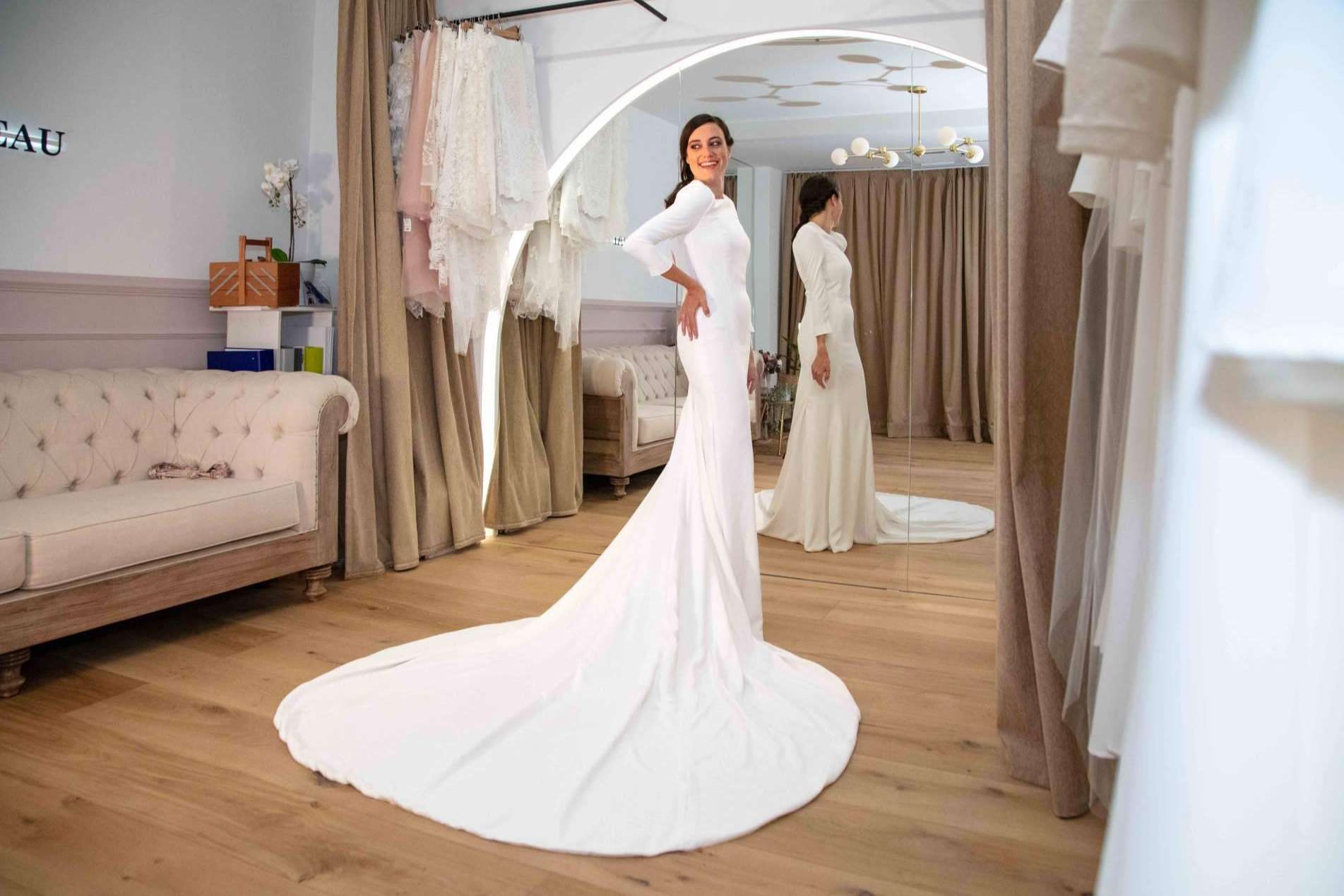 La diseñadora de vestidos de novia Valérie Moreau abre su nuevo Atelier en Madrid