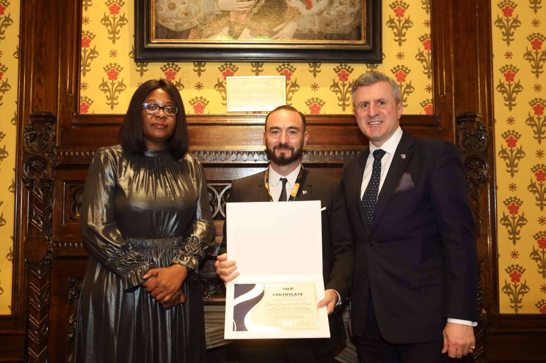 Juan José de la Torre obtuvo el premio Disrupting Business en los Global Power Leaders 2024