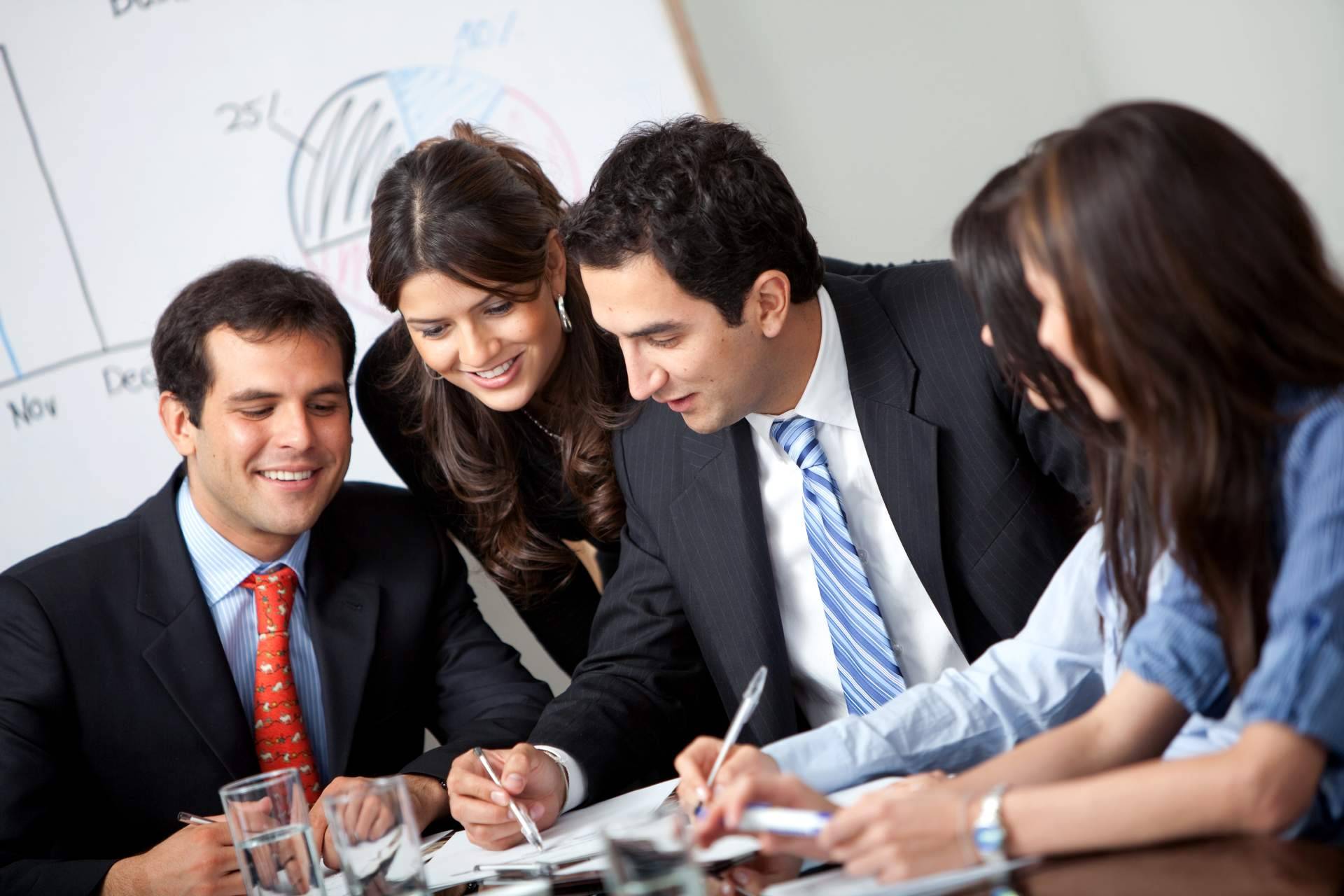Máster en RR.HH. por ESIE para cazar talento y cultivar un ambiente laboral idóneo