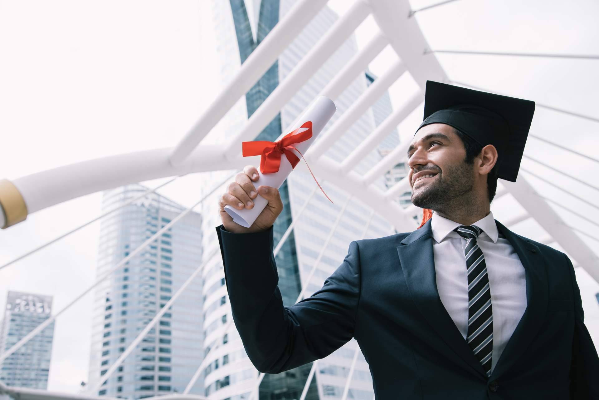 ISEB lanza másteres innovadores en disciplinas especializadas