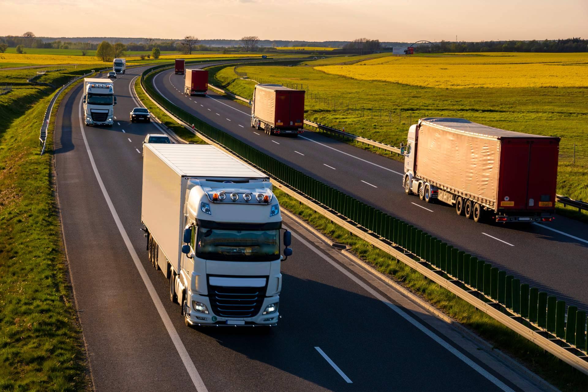 ¿Cómo se transportan cargas de gran volumen?