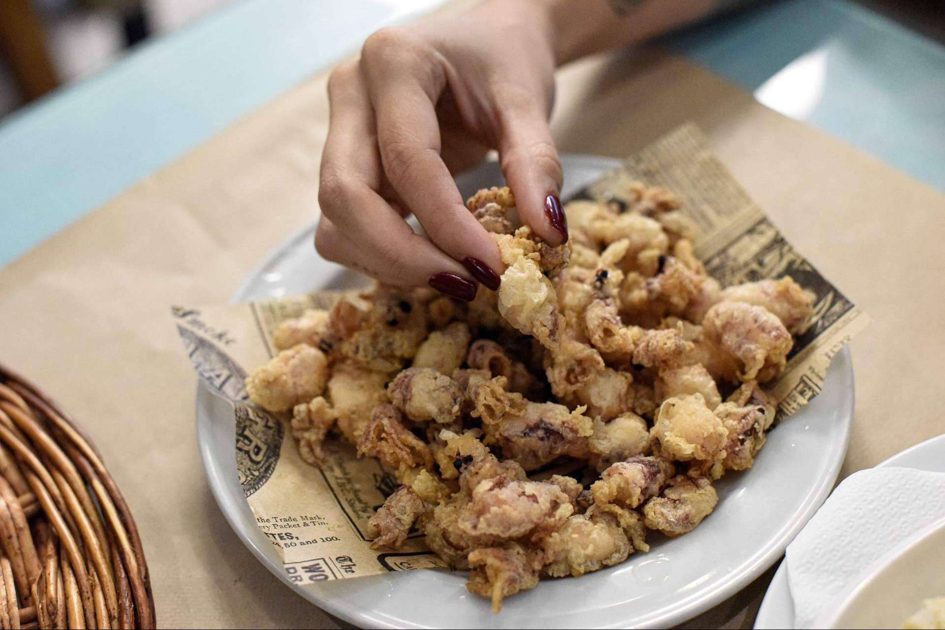 Pasa Tapas, primera parada para explorar la mezcla de sabores tradicionales y vanguardistas de la Barceloneta