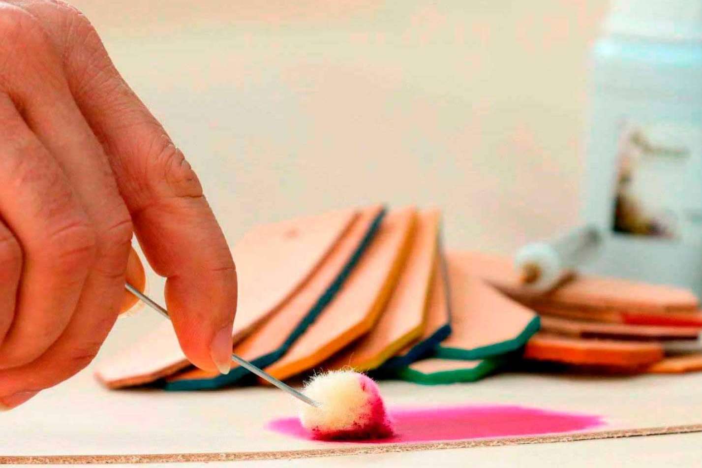 Curtidos Cabezas, más de 30 años de tradición en el arte del cuero